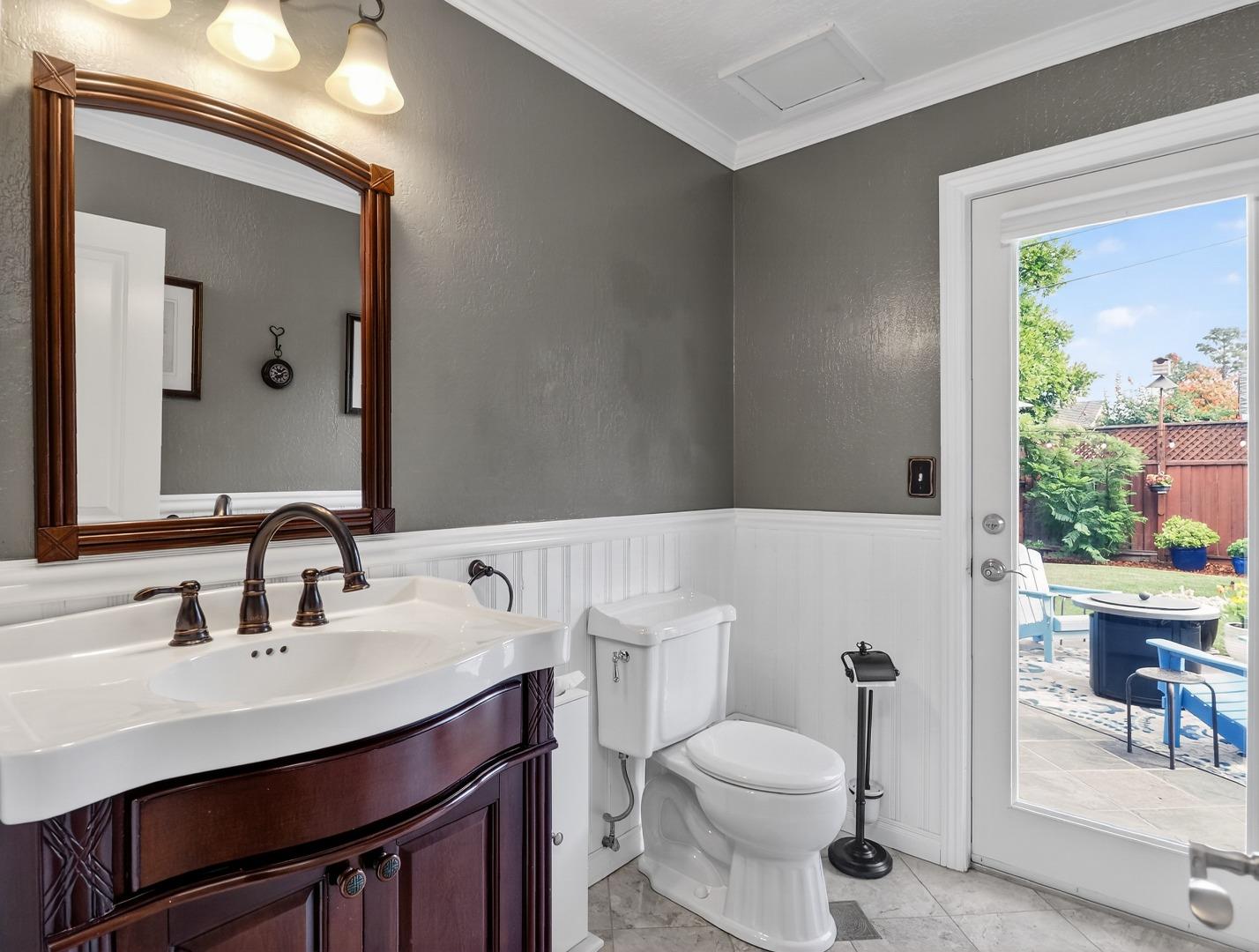 Detail Gallery Image 27 of 35 For 246 Leota Ave, Sunnyvale,  CA 94086 - 4 Beds | 2/1 Baths