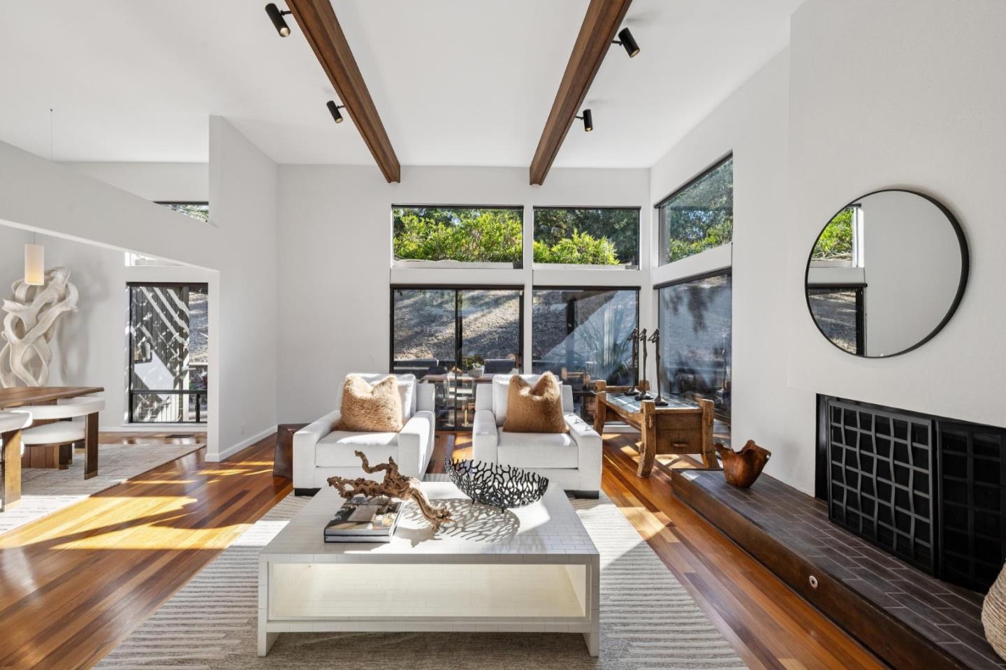 Detail Gallery Image 10 of 52 For 35 Bear Paw, Portola Valley,  CA 94028 - 3 Beds | 2/1 Baths