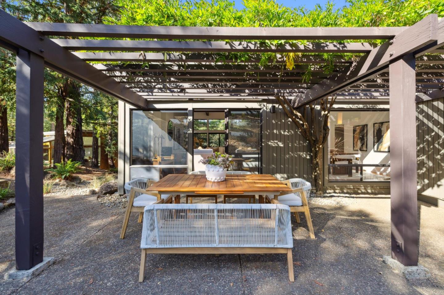 Detail Gallery Image 36 of 52 For 35 Bear Paw, Portola Valley,  CA 94028 - 3 Beds | 2/1 Baths