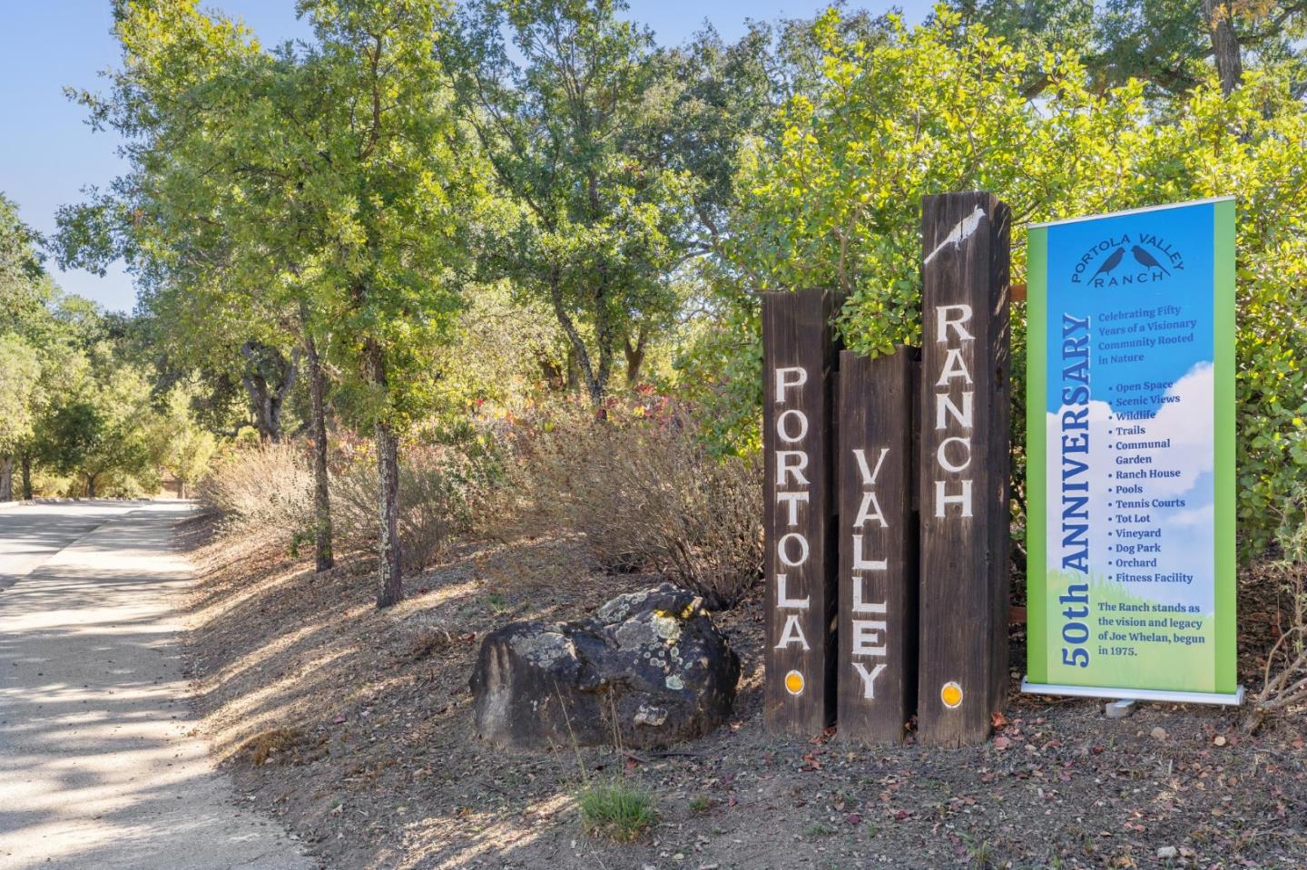 Detail Gallery Image 42 of 52 For 35 Bear Paw, Portola Valley,  CA 94028 - 3 Beds | 2/1 Baths