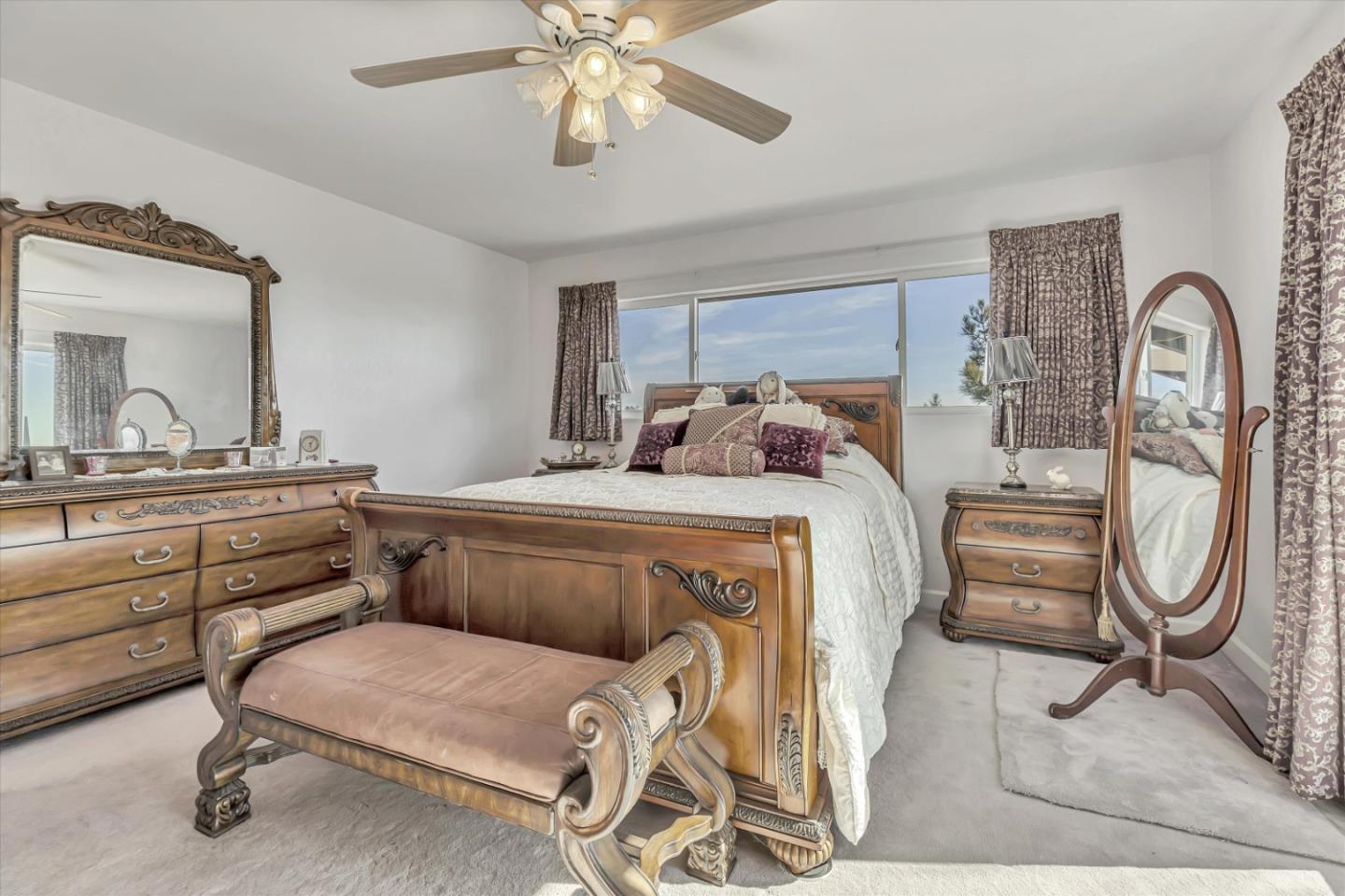 Detail Gallery Image 18 of 42 For 268 Giberson Rd, Moss Landing,  CA 95039 - 5 Beds | 4 Baths