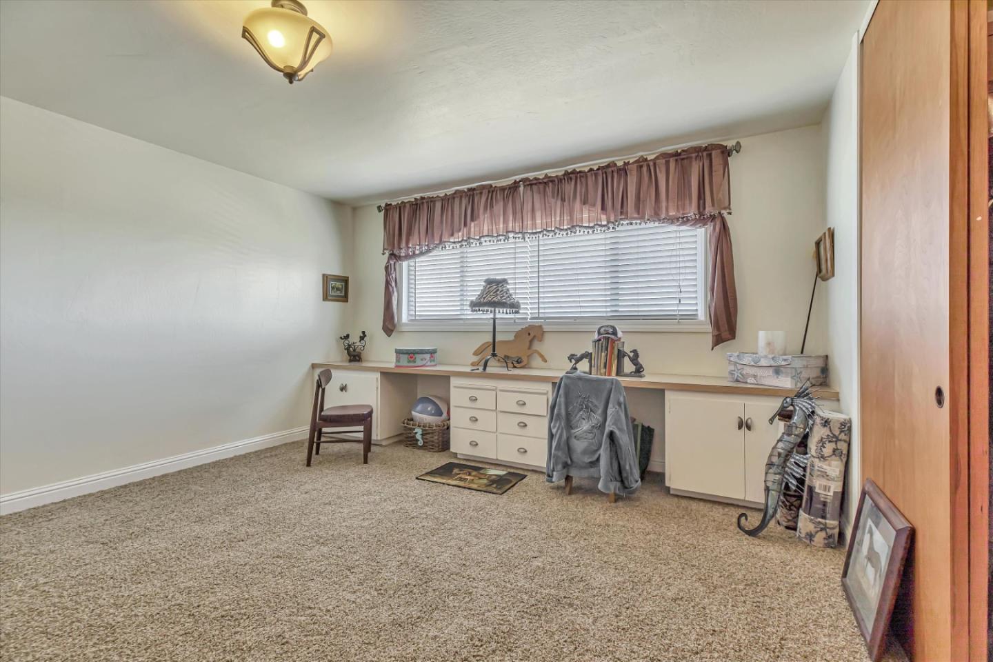 Detail Gallery Image 26 of 42 For 268 Giberson Rd, Moss Landing,  CA 95039 - 5 Beds | 4 Baths