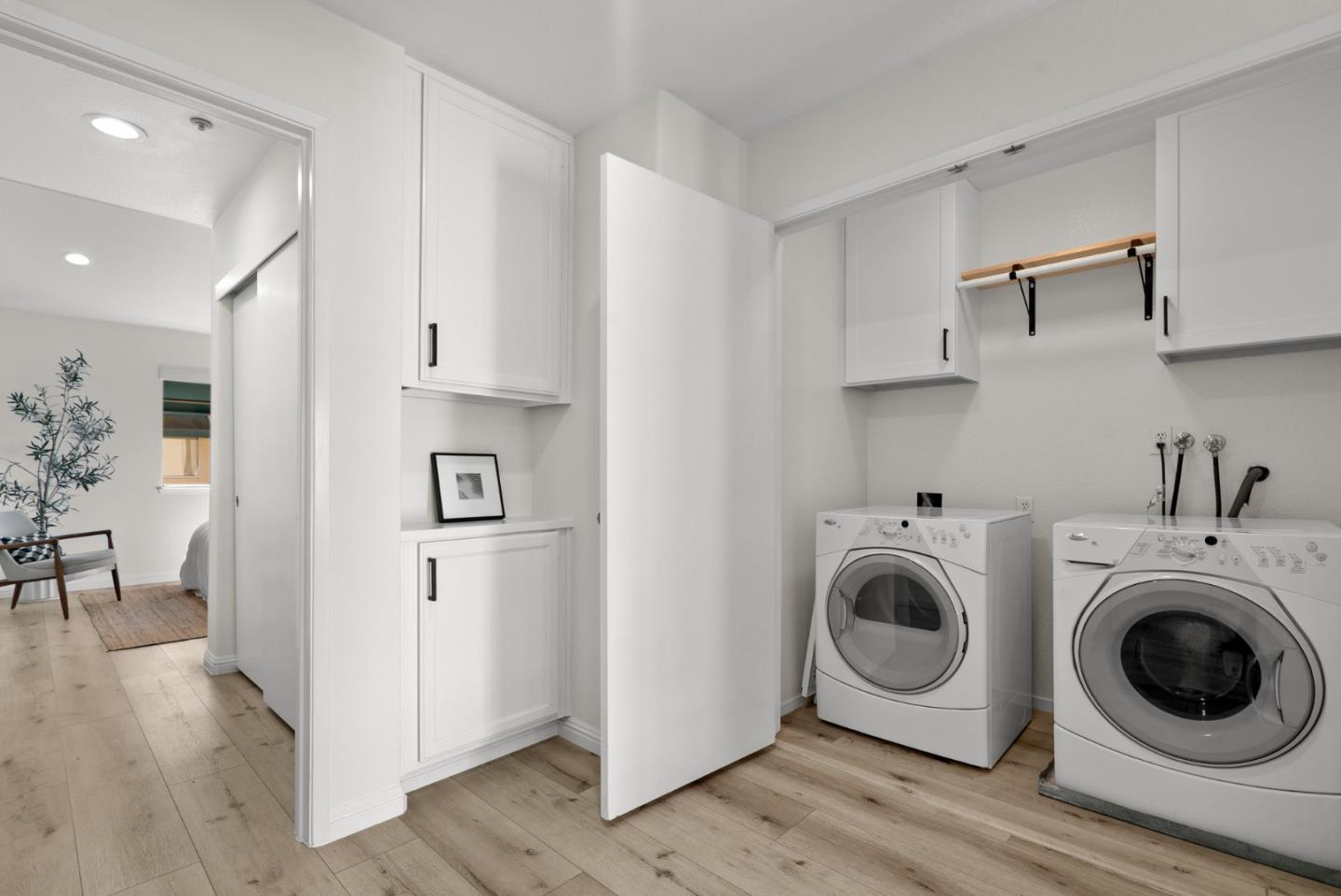 Detail Gallery Image 32 of 55 For 430 Galleria Dr #4,  San Jose,  CA 95134 - 3 Beds | 3 Baths