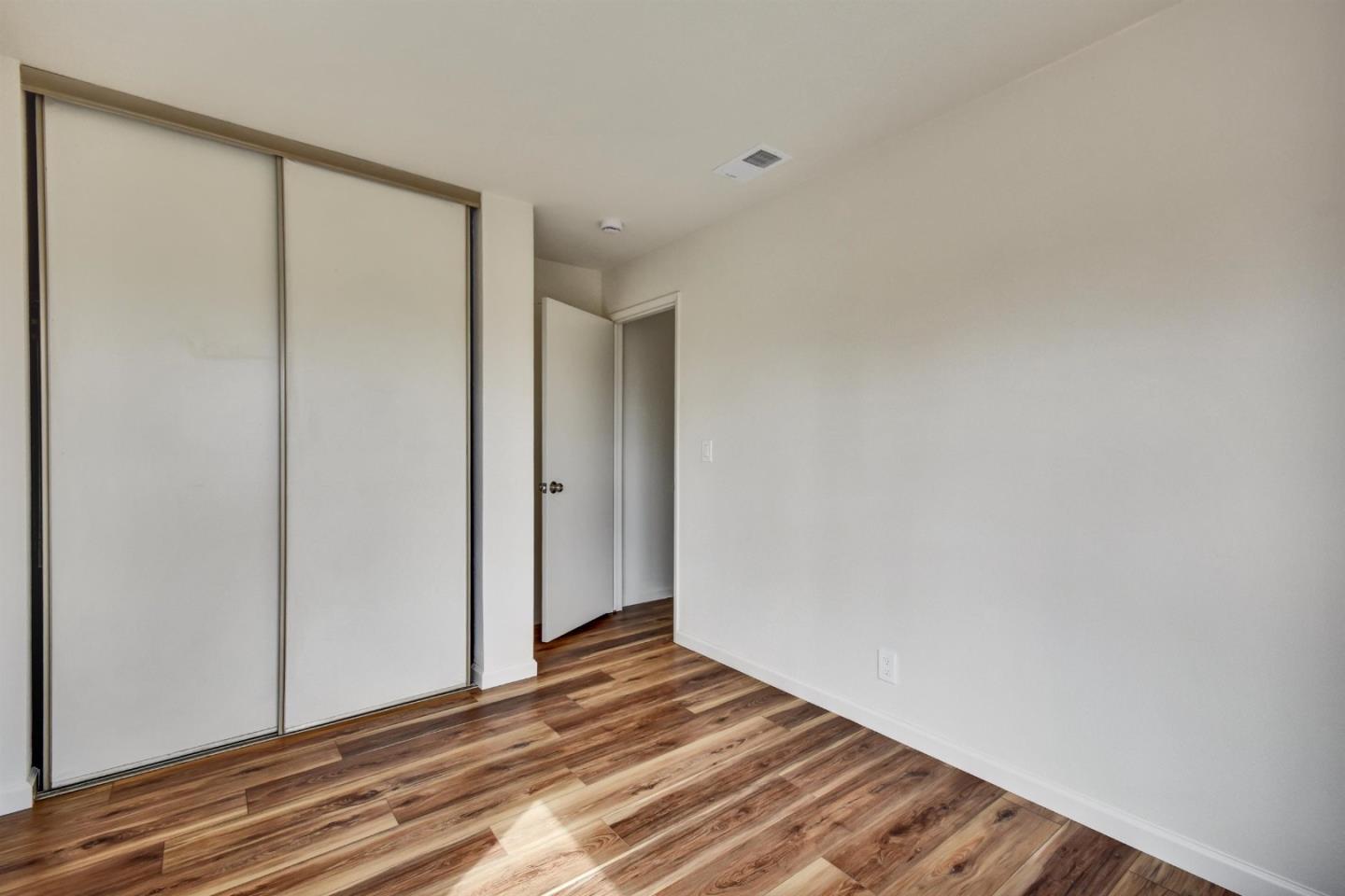 Detail Gallery Image 20 of 35 For 44 Southmar Ct, San Jose,  CA 95138 - 4 Beds | 2/1 Baths