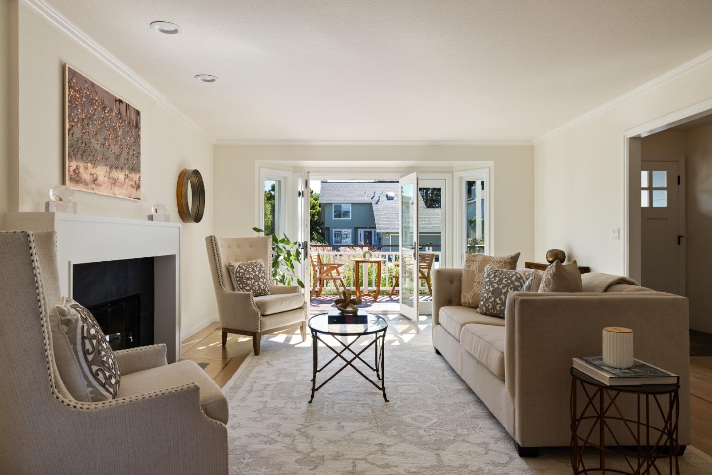 Detail Gallery Image 10 of 48 For 213 Miramontes Ave, Half Moon Bay,  CA 94019 - 4 Beds | 2/1 Baths