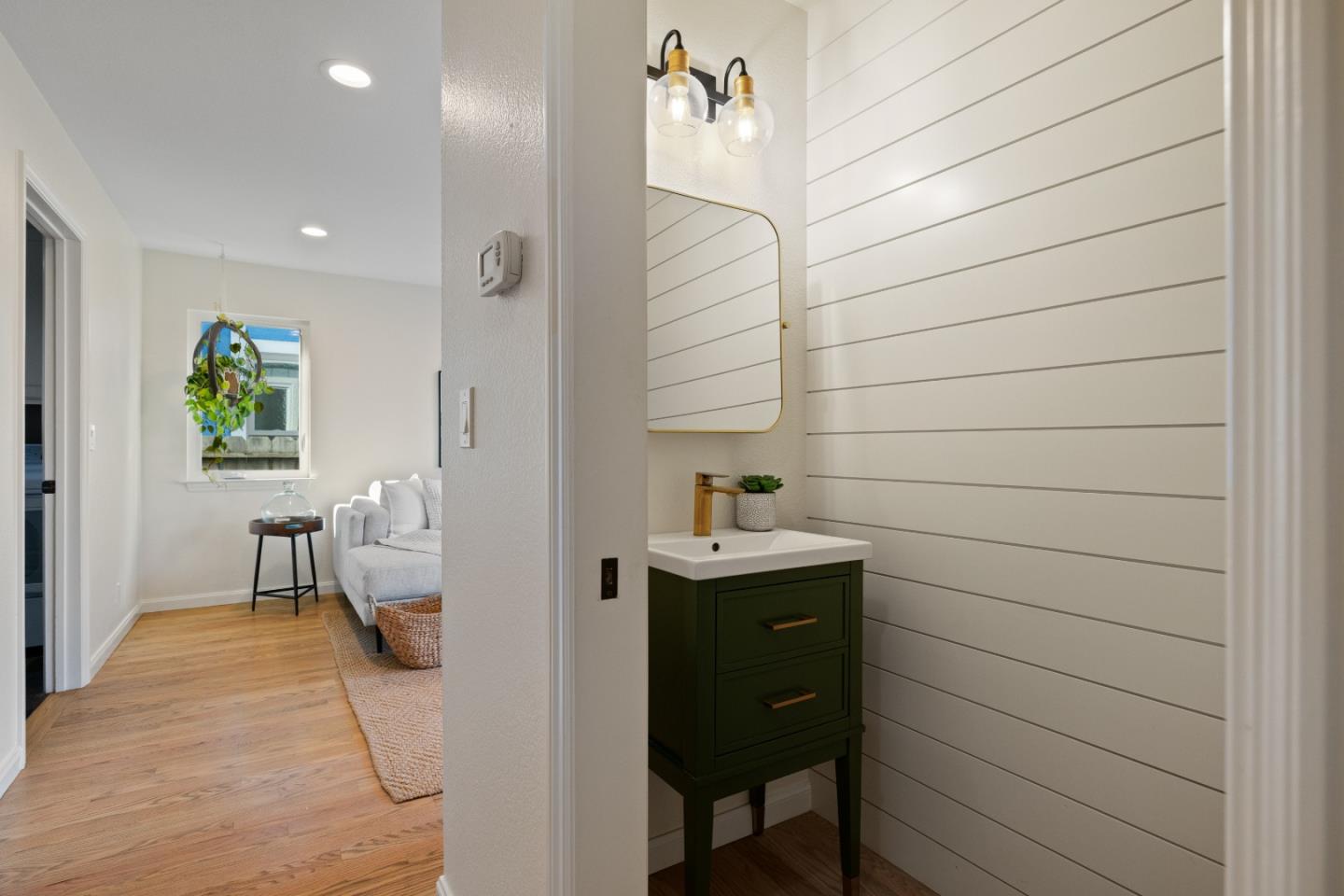 Detail Gallery Image 25 of 48 For 213 Miramontes Ave, Half Moon Bay,  CA 94019 - 4 Beds | 2/1 Baths