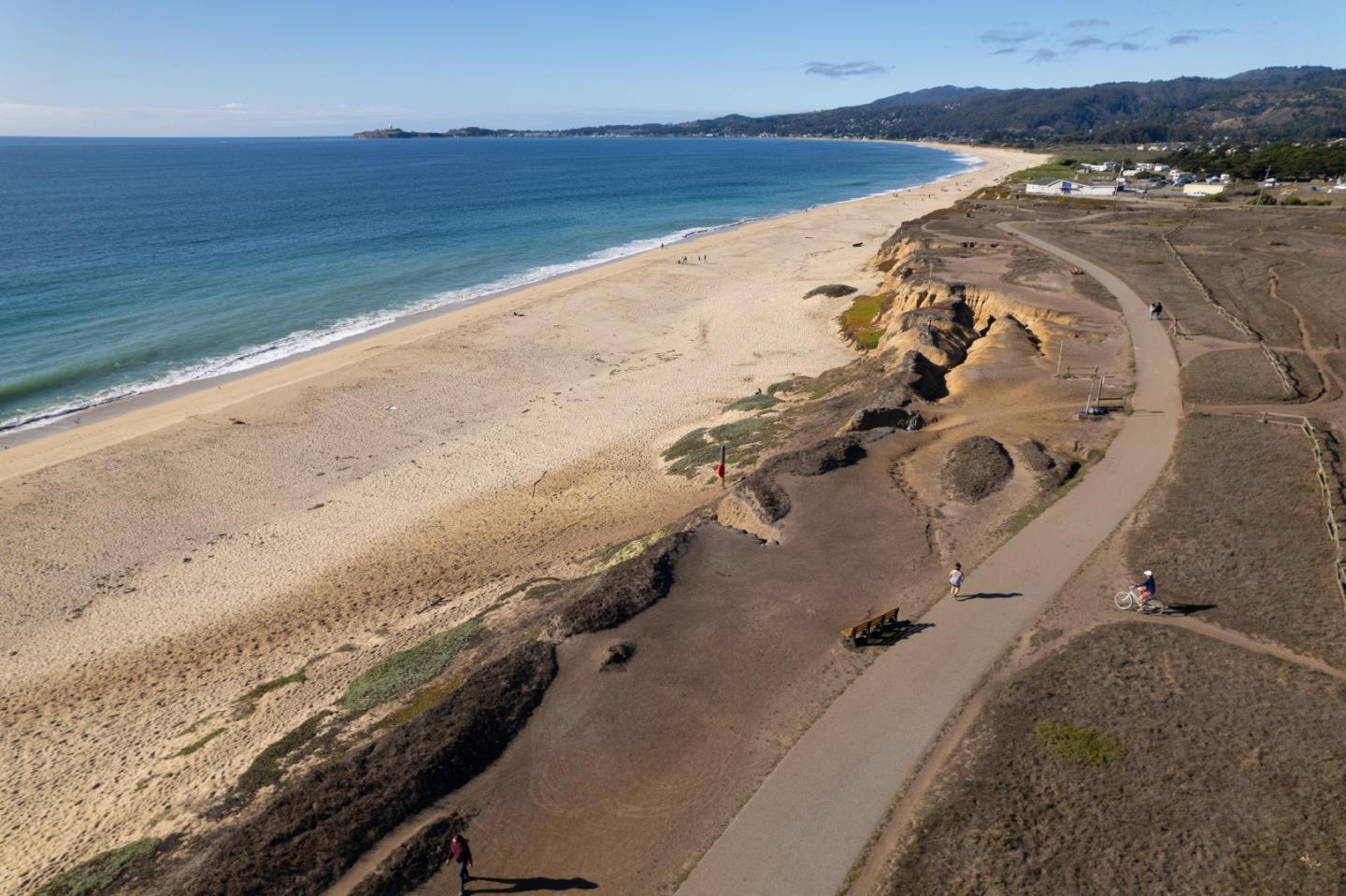 Detail Gallery Image 48 of 48 For 213 Miramontes Ave, Half Moon Bay,  CA 94019 - 4 Beds | 2/1 Baths