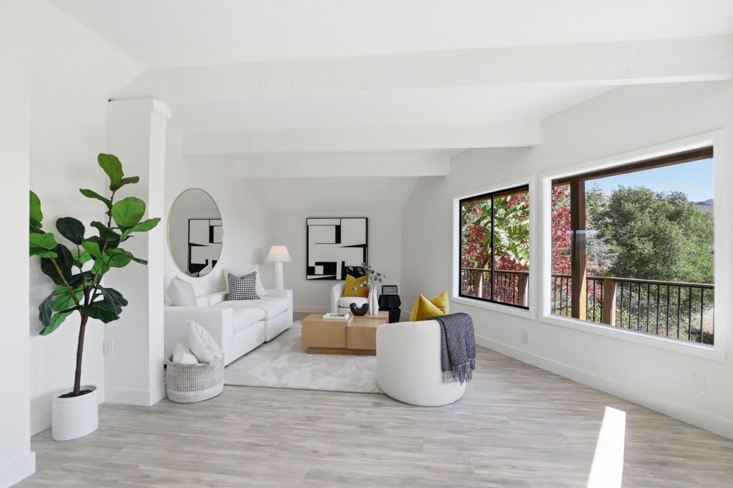 Detail Gallery Image 14 of 63 For 16955 Oakridge Ln, Morgan Hill,  CA 95037 - 3 Beds | 3/1 Baths