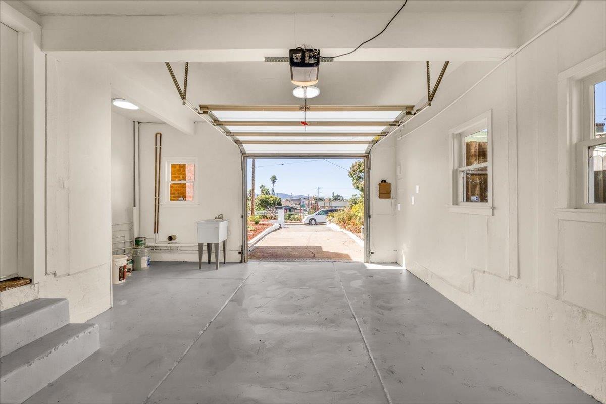 Detail Gallery Image 31 of 32 For 1224 Harding St, Seaside,  CA 93955 - 2 Beds | 1 Baths