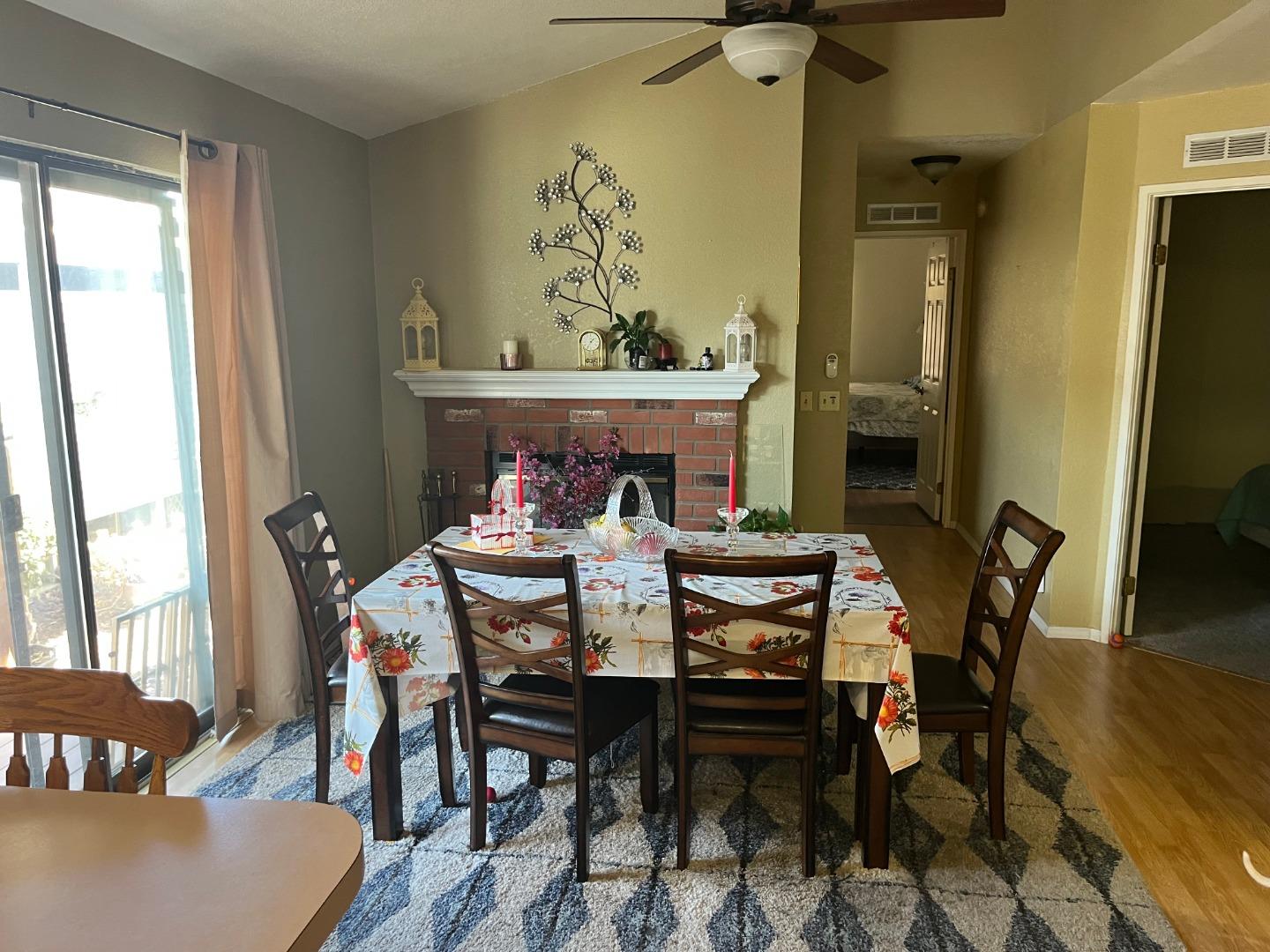 Detail Gallery Image 8 of 33 For 500 N Tully Rd #39,  Turlock,  CA 95380 - 2 Beds | 2 Baths