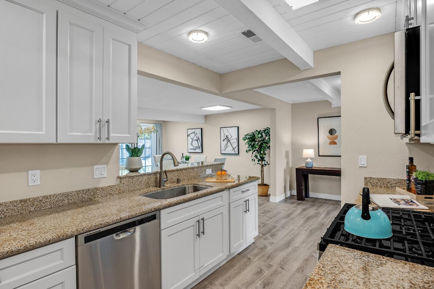 Detail Gallery Image 7 of 29 For 2859 Hillside Ave, Concord,  CA 94520 - 3 Beds | 2 Baths