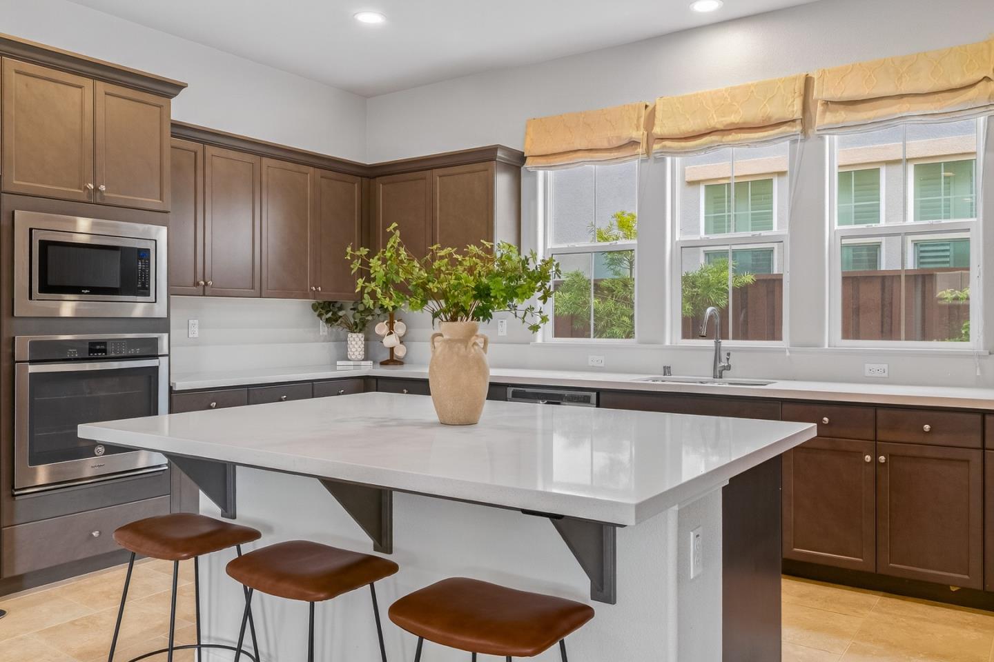 Front Image Thumbnail for ML82024583