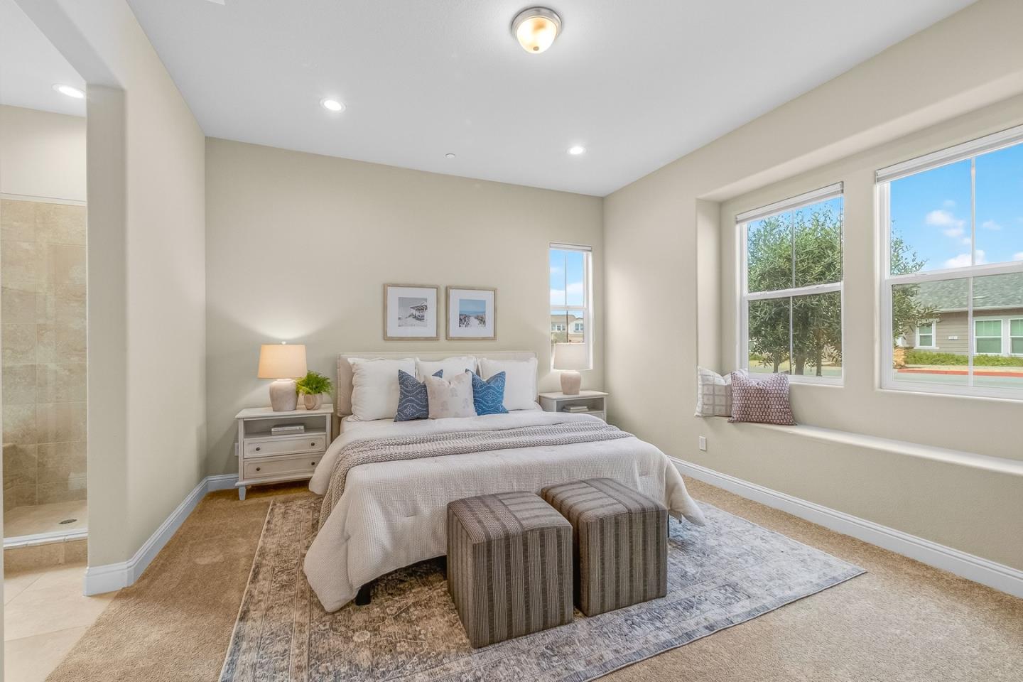 Detail Gallery Image 17 of 45 For 2962 Bluffs Dr, Marina,  CA 93933 - 3 Beds | 2/1 Baths