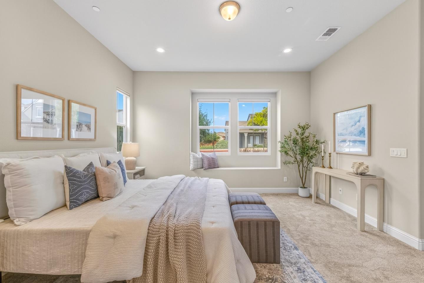Detail Gallery Image 20 of 45 For 2962 Bluffs Dr, Marina,  CA 93933 - 3 Beds | 2/1 Baths