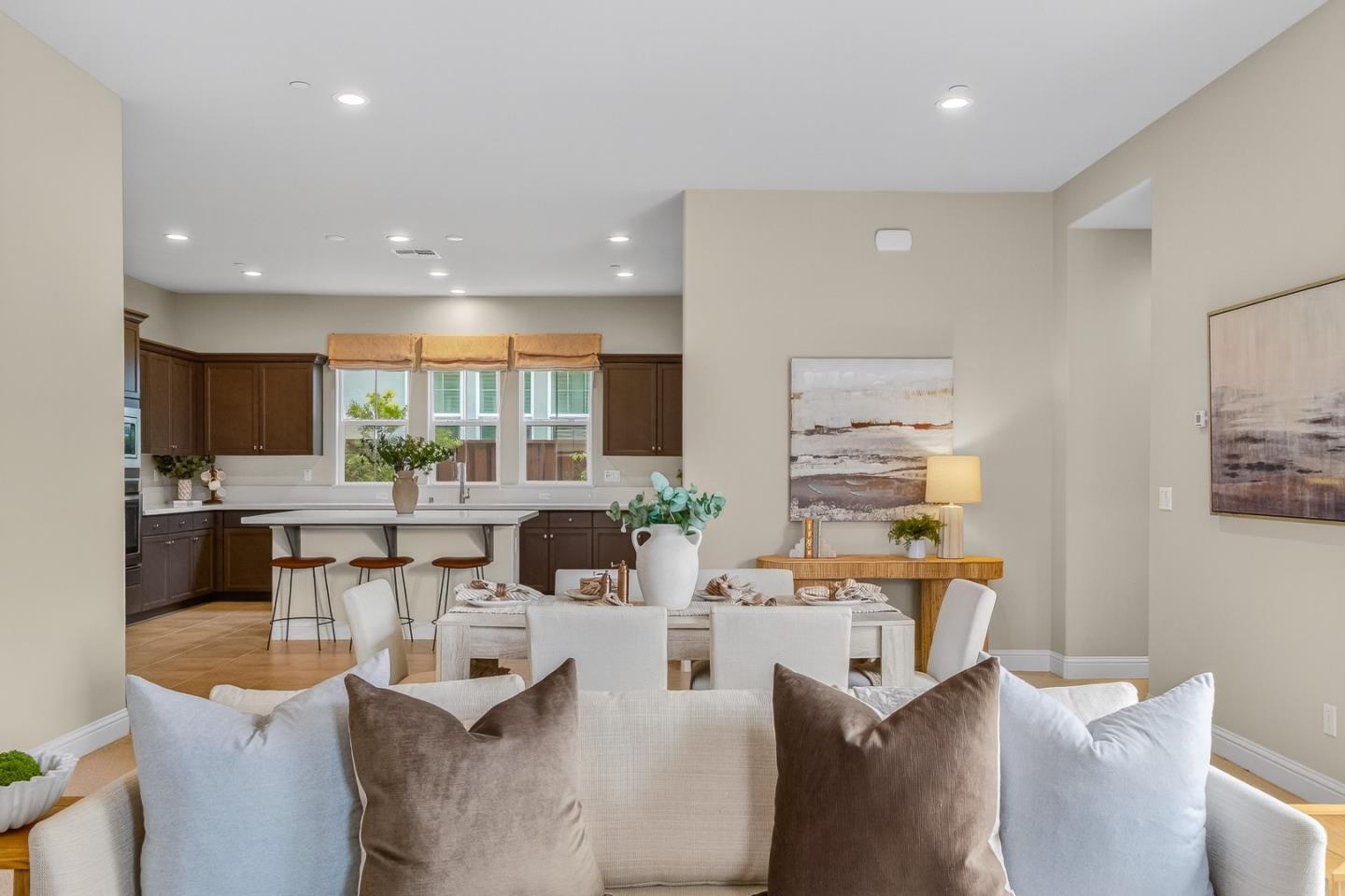 Detail Gallery Image 30 of 45 For 2962 Bluffs Dr, Marina,  CA 93933 - 3 Beds | 2/1 Baths