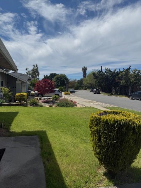 Detail Gallery Image 7 of 29 For 1126 Alvernaz Dr, San Jose,  CA 95121 - 4 Beds | 3/1 Baths