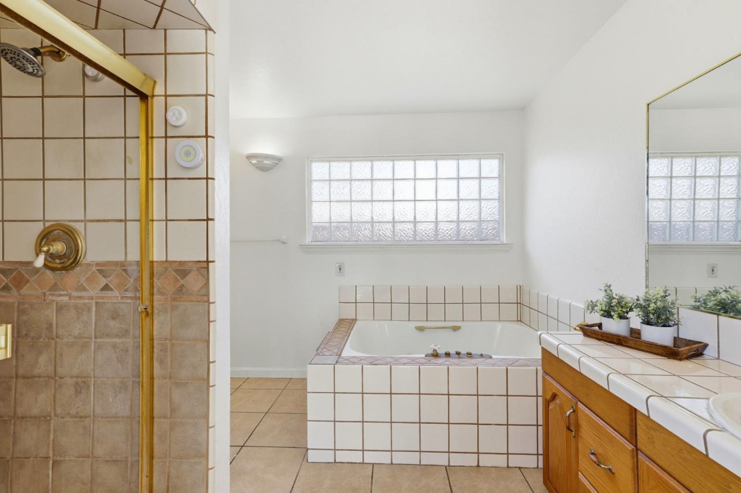 Detail Gallery Image 24 of 44 For 780 Welburn Ave, Gilroy,  CA 95020 - 4 Beds | 2 Baths