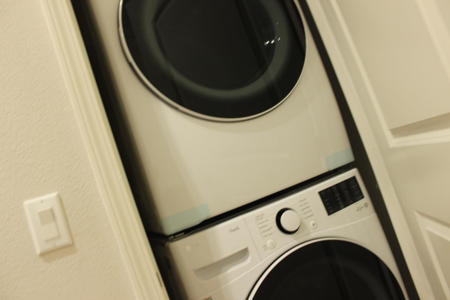 Detail Gallery Image 10 of 11 For 25 Mcaker Ct #109,  San Mateo,  CA 94403 - 3 Beds | 2/1 Baths