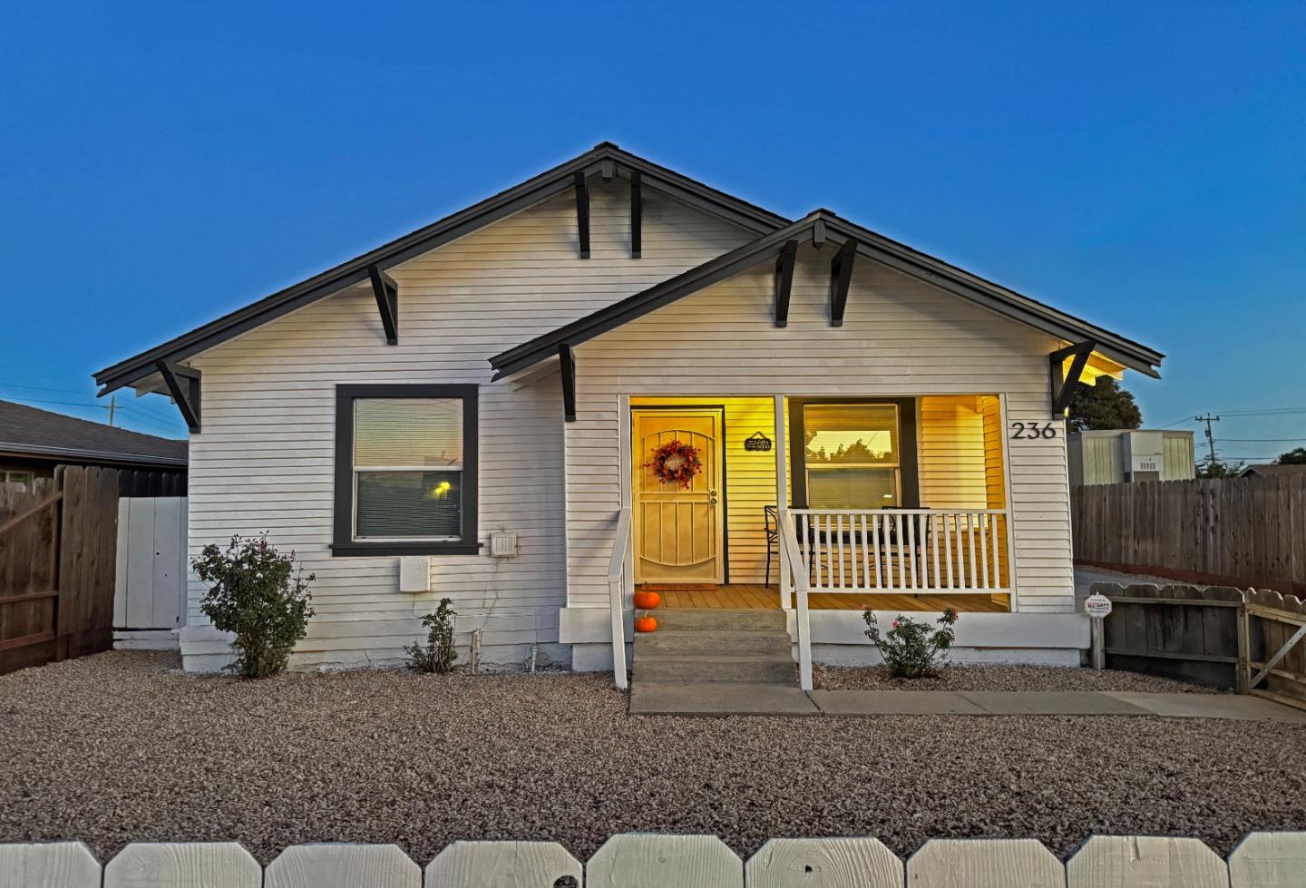 Detail Gallery Image 5 of 41 For 236 West St, Soledad,  CA 93960 - 3 Beds | 1 Baths