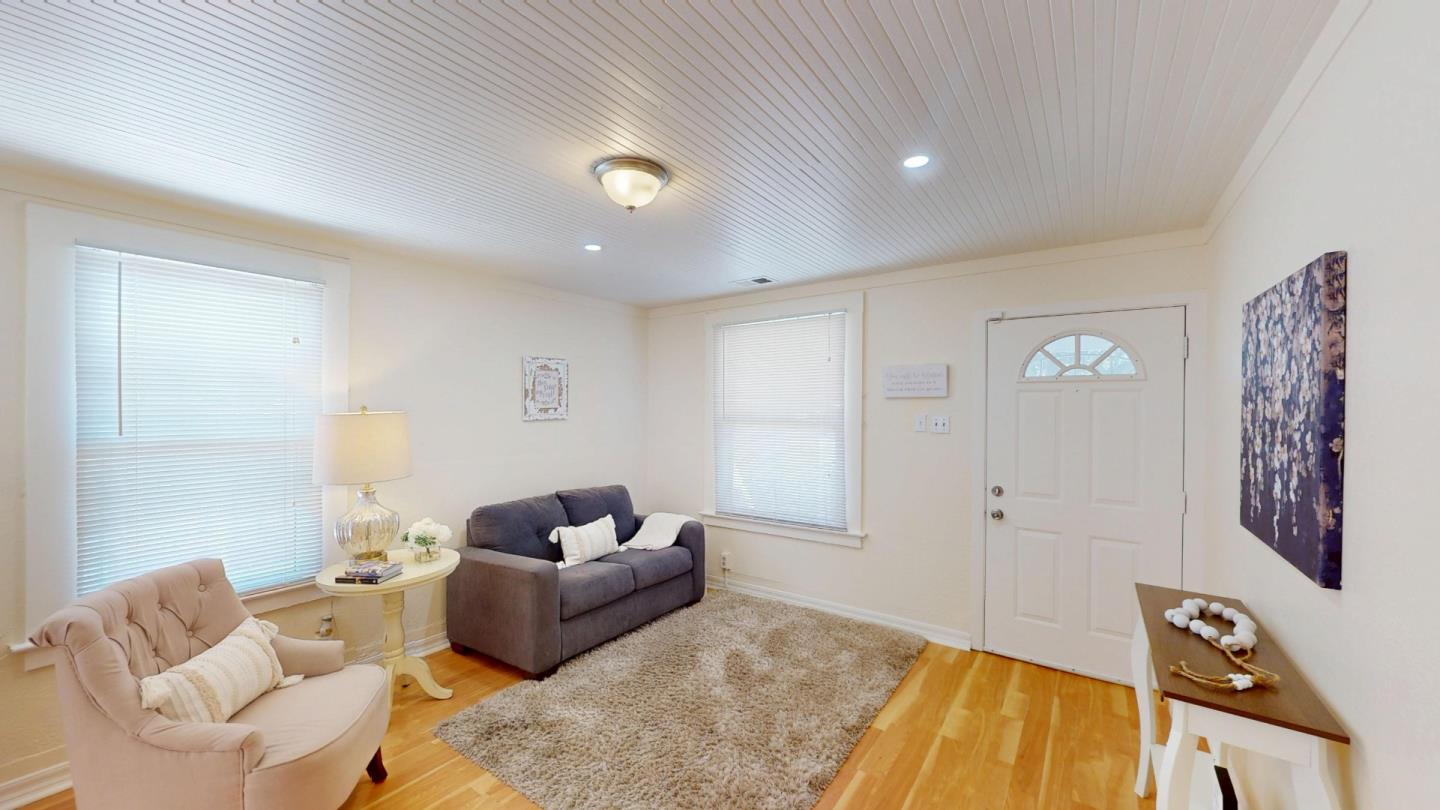 Detail Gallery Image 7 of 41 For 236 West St, Soledad,  CA 93960 - 3 Beds | 1 Baths