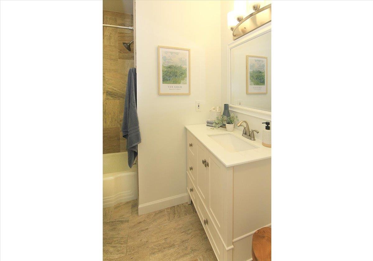 Detail Gallery Image 14 of 25 For 505 Clubhouse Dr, Aptos,  CA 95003 - 3 Beds | 2 Baths