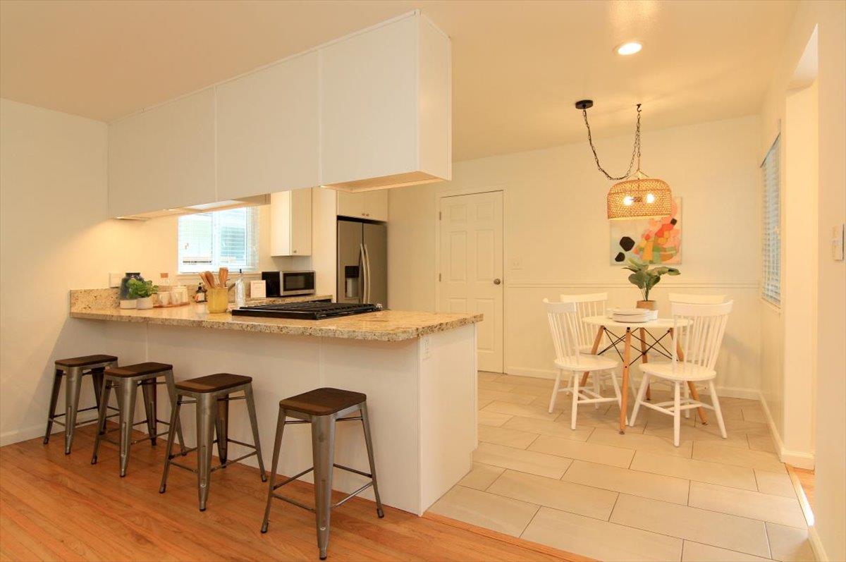 Detail Gallery Image 6 of 25 For 505 Clubhouse Dr, Aptos,  CA 95003 - 3 Beds | 2 Baths