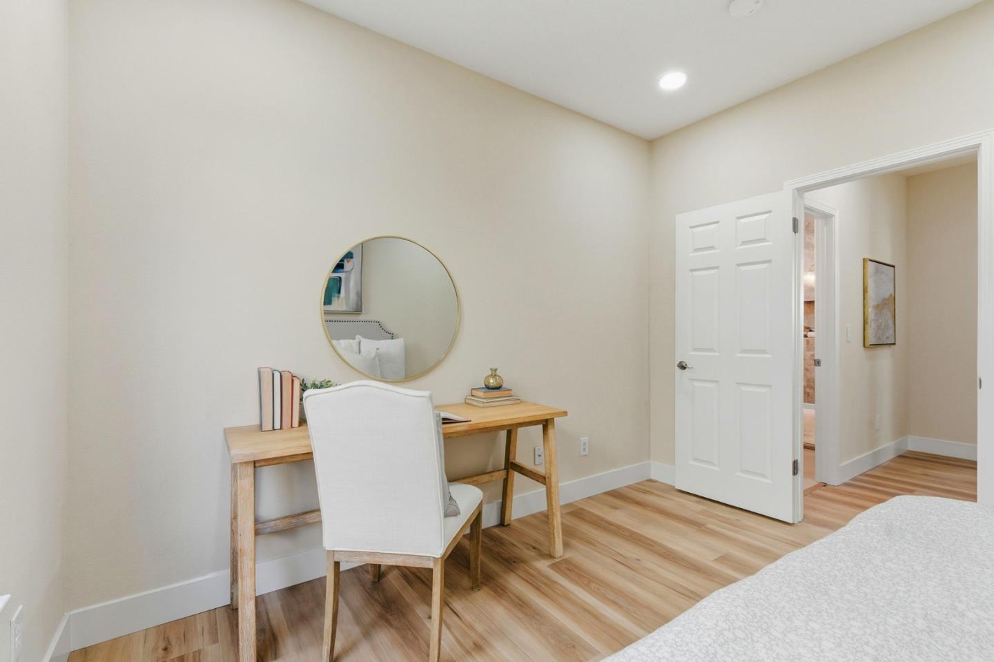 Detail Gallery Image 17 of 38 For 101 Glen Alpine Ct, Mountain View,  CA 94043 - 3 Beds | 3 Baths