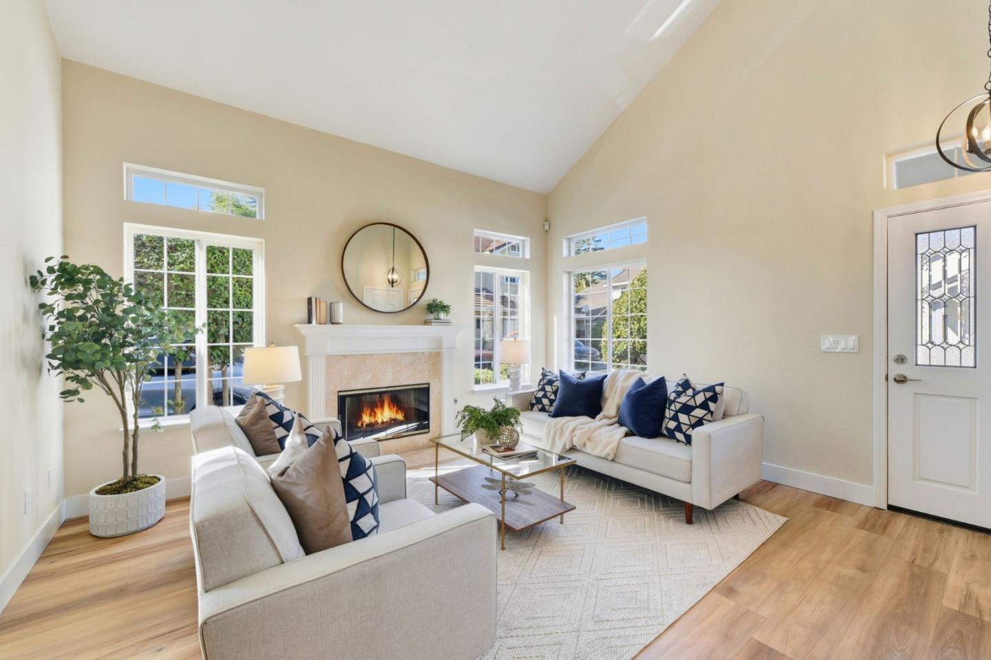 Detail Gallery Image 7 of 38 For 101 Glen Alpine Ct, Mountain View,  CA 94043 - 3 Beds | 3 Baths