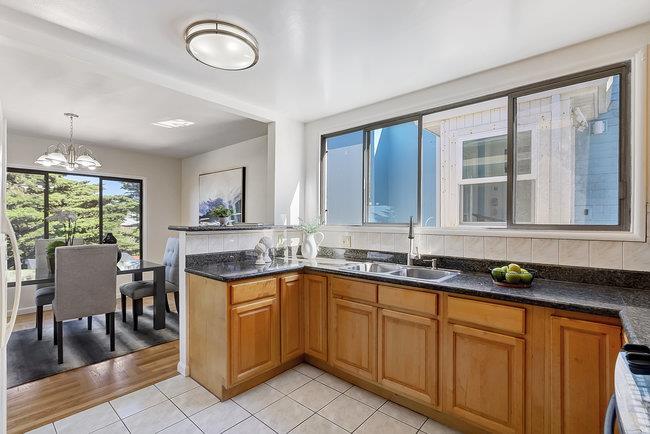 Detail Gallery Image 27 of 73 For 335 Skyline Dr, Daly City,  CA 94015 - 4 Beds | 2 Baths