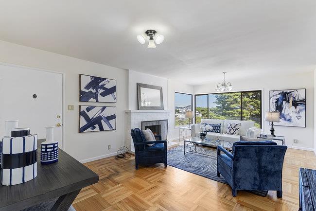 Detail Gallery Image 8 of 73 For 335 Skyline Dr, Daly City,  CA 94015 - 4 Beds | 2 Baths