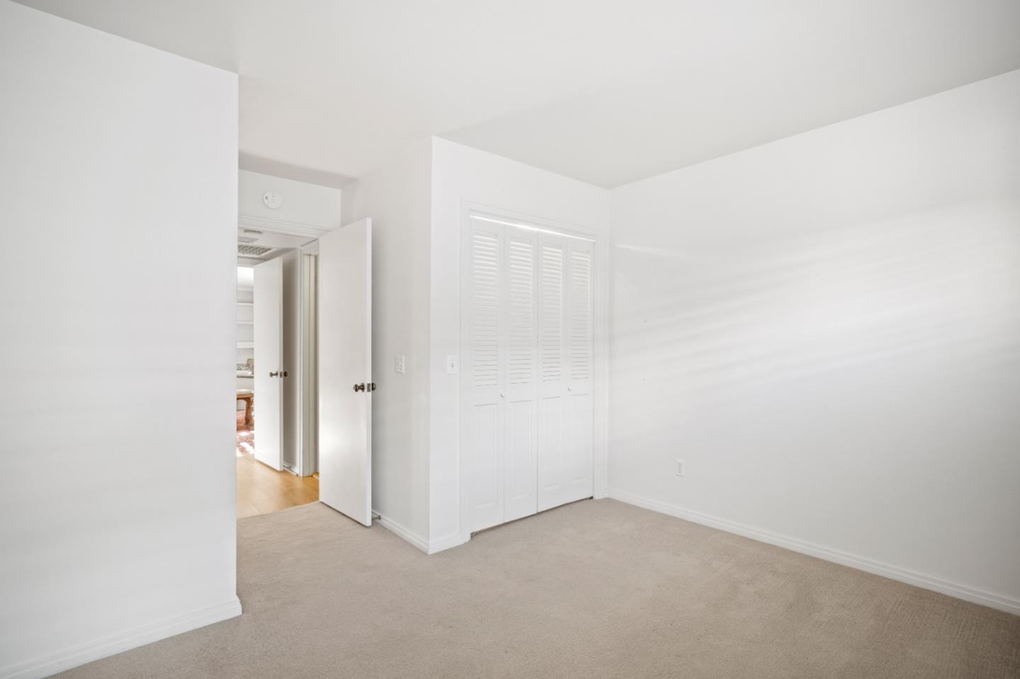 Detail Gallery Image 22 of 33 For 0 Ne Corner San Carlos & 8th St #1,  Carmel,  CA 93921 - 2 Beds | 2 Baths