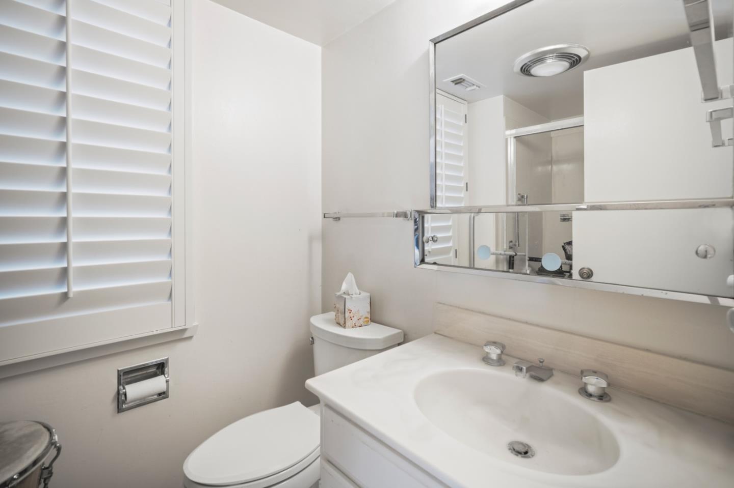 Detail Gallery Image 23 of 33 For 0 Ne Corner San Carlos & 8th St #1,  Carmel,  CA 93921 - 2 Beds | 2 Baths