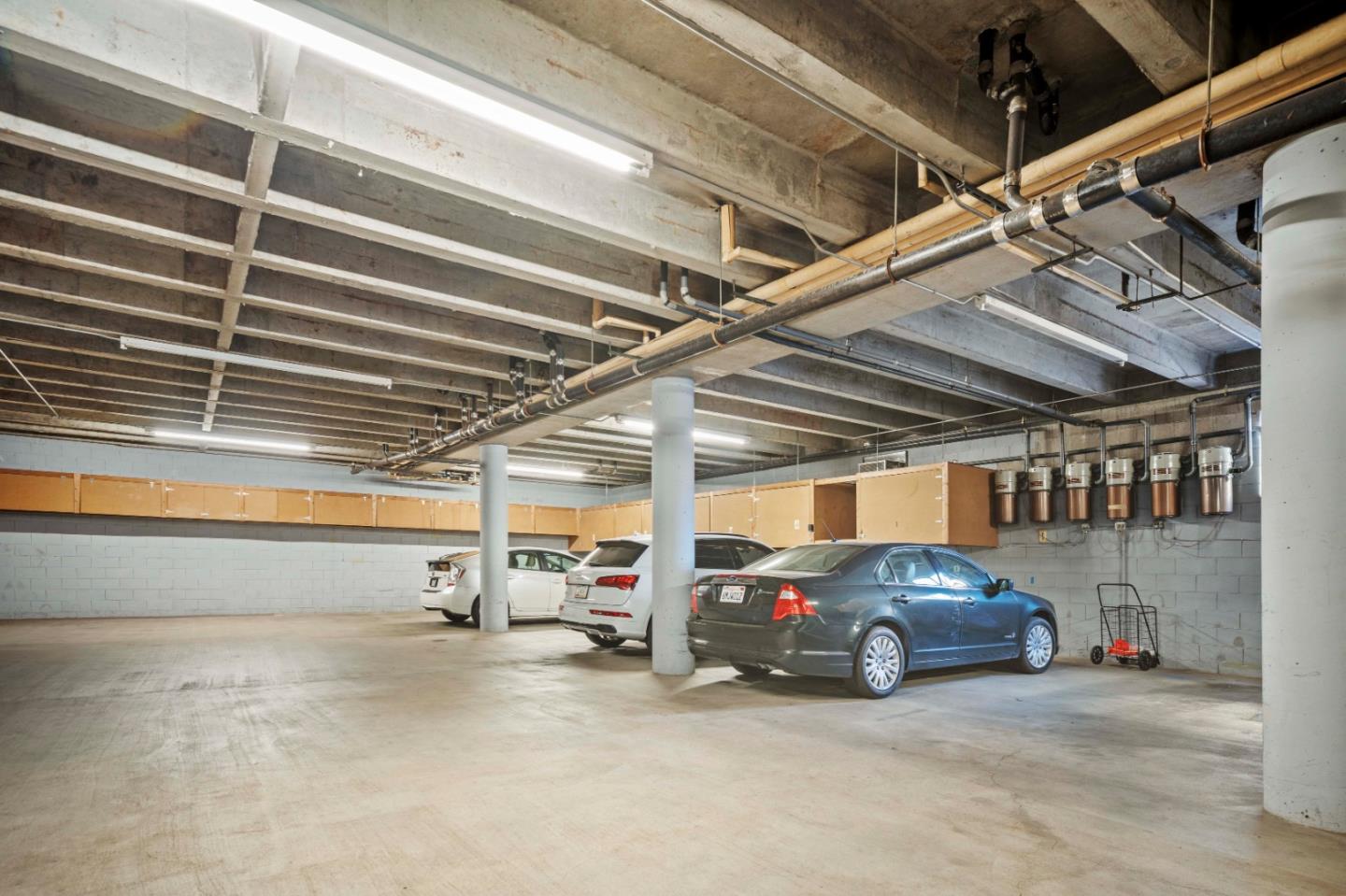 Detail Gallery Image 29 of 33 For 0 Ne Corner San Carlos & 8th St #1,  Carmel,  CA 93921 - 2 Beds | 2 Baths