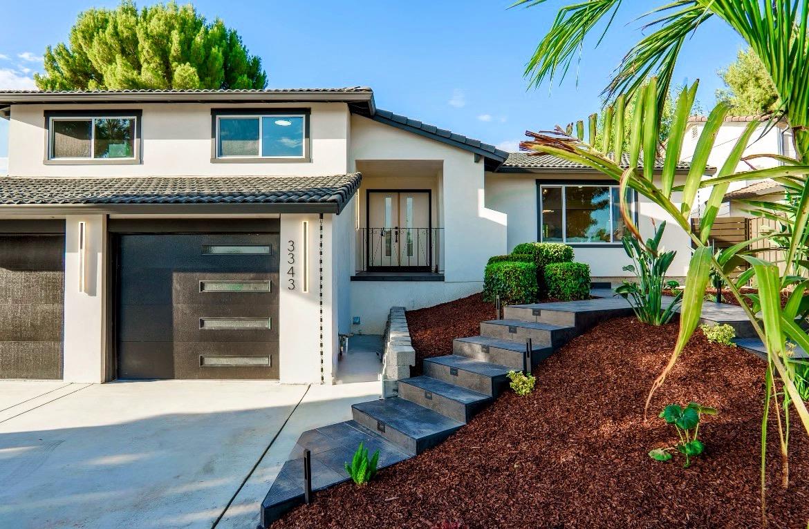 Front Image Thumbnail for ML82024606