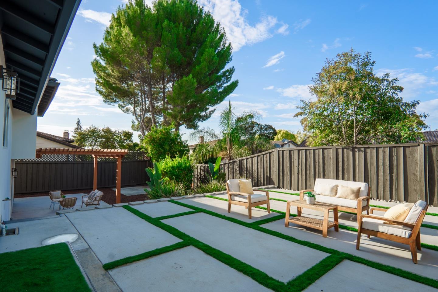 Detail Gallery Image 23 of 24 For 3343 Quesada Dr, San Jose,  CA 95148 - 3 Beds | 2/1 Baths