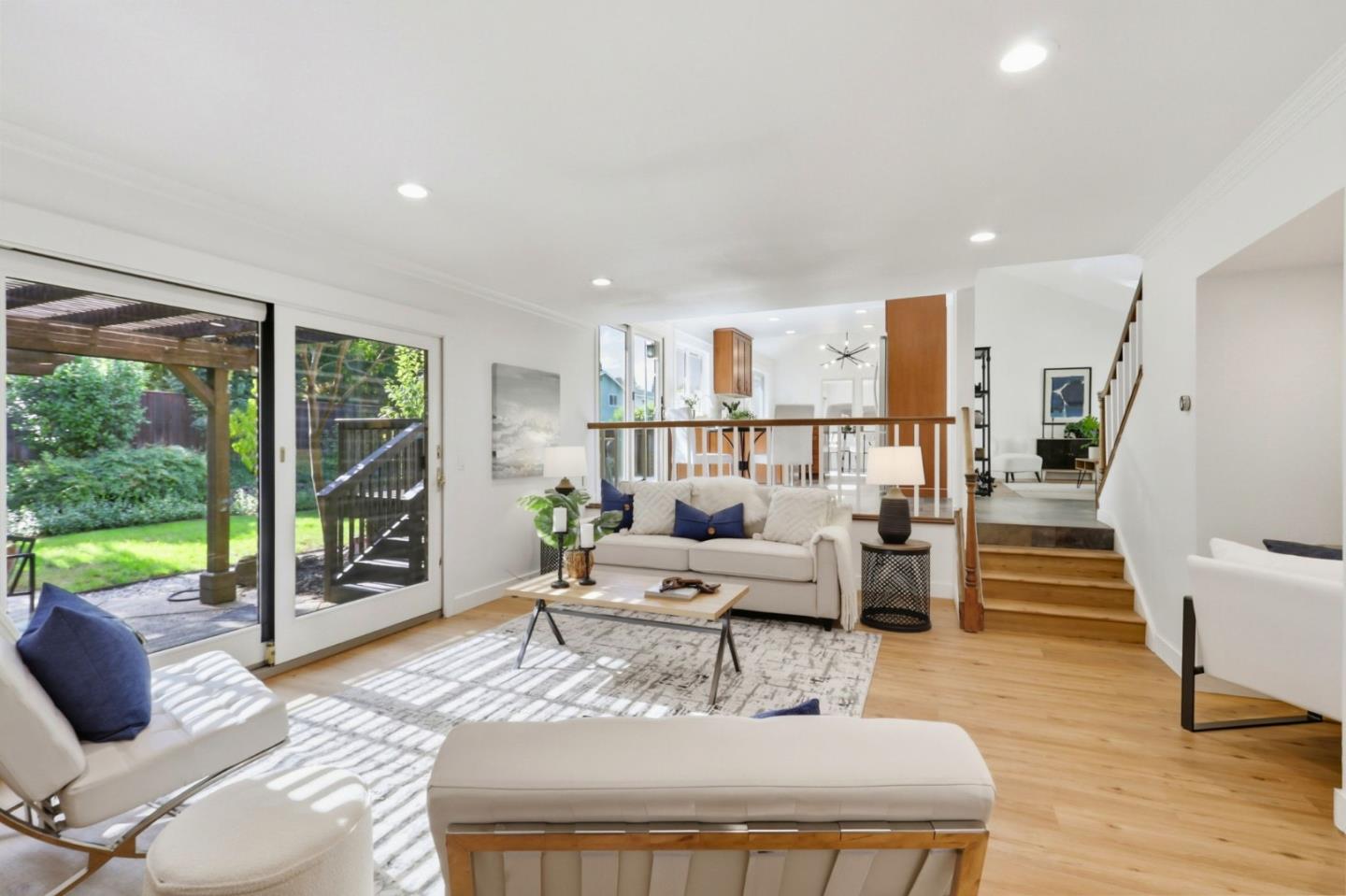 Detail Gallery Image 11 of 51 For 6605 Barnsdale Ct, San Jose,  CA 95120 - 4 Beds | 2/1 Baths