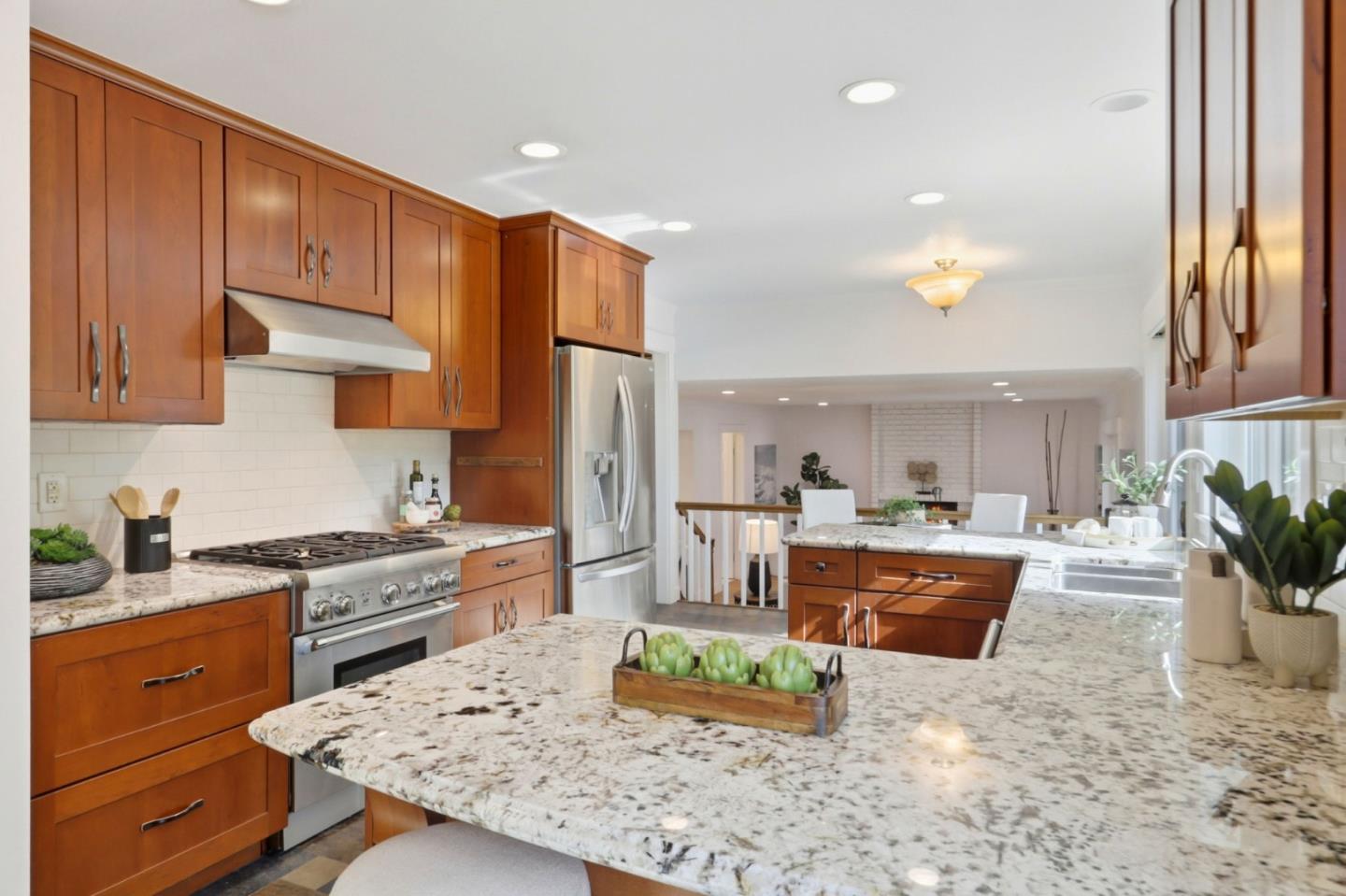 Detail Gallery Image 16 of 51 For 6605 Barnsdale Ct, San Jose,  CA 95120 - 4 Beds | 2/1 Baths