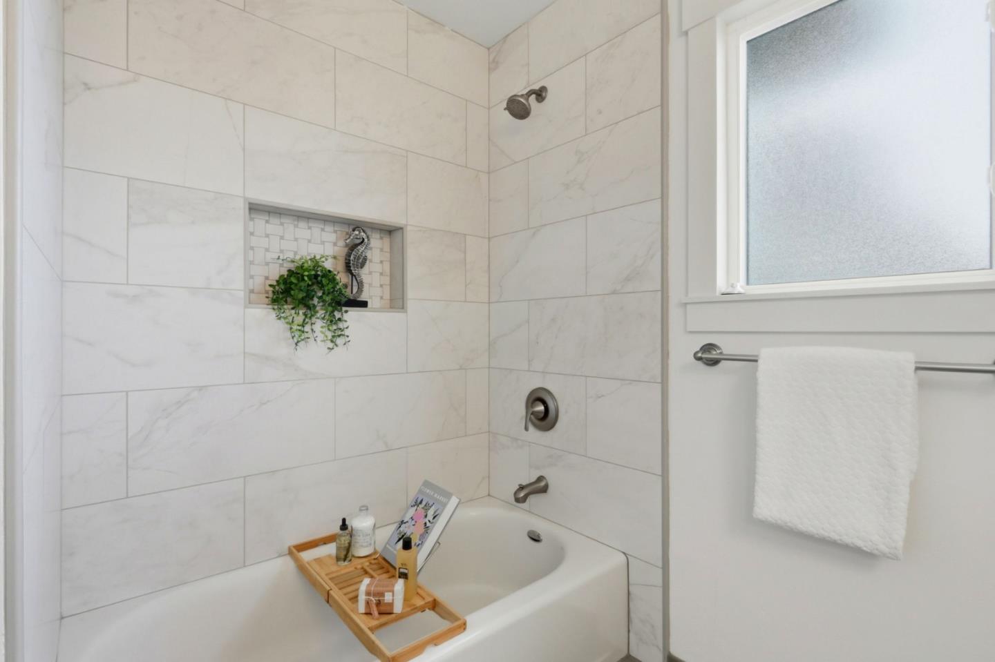 Detail Gallery Image 39 of 51 For 6605 Barnsdale Ct, San Jose,  CA 95120 - 4 Beds | 2/1 Baths