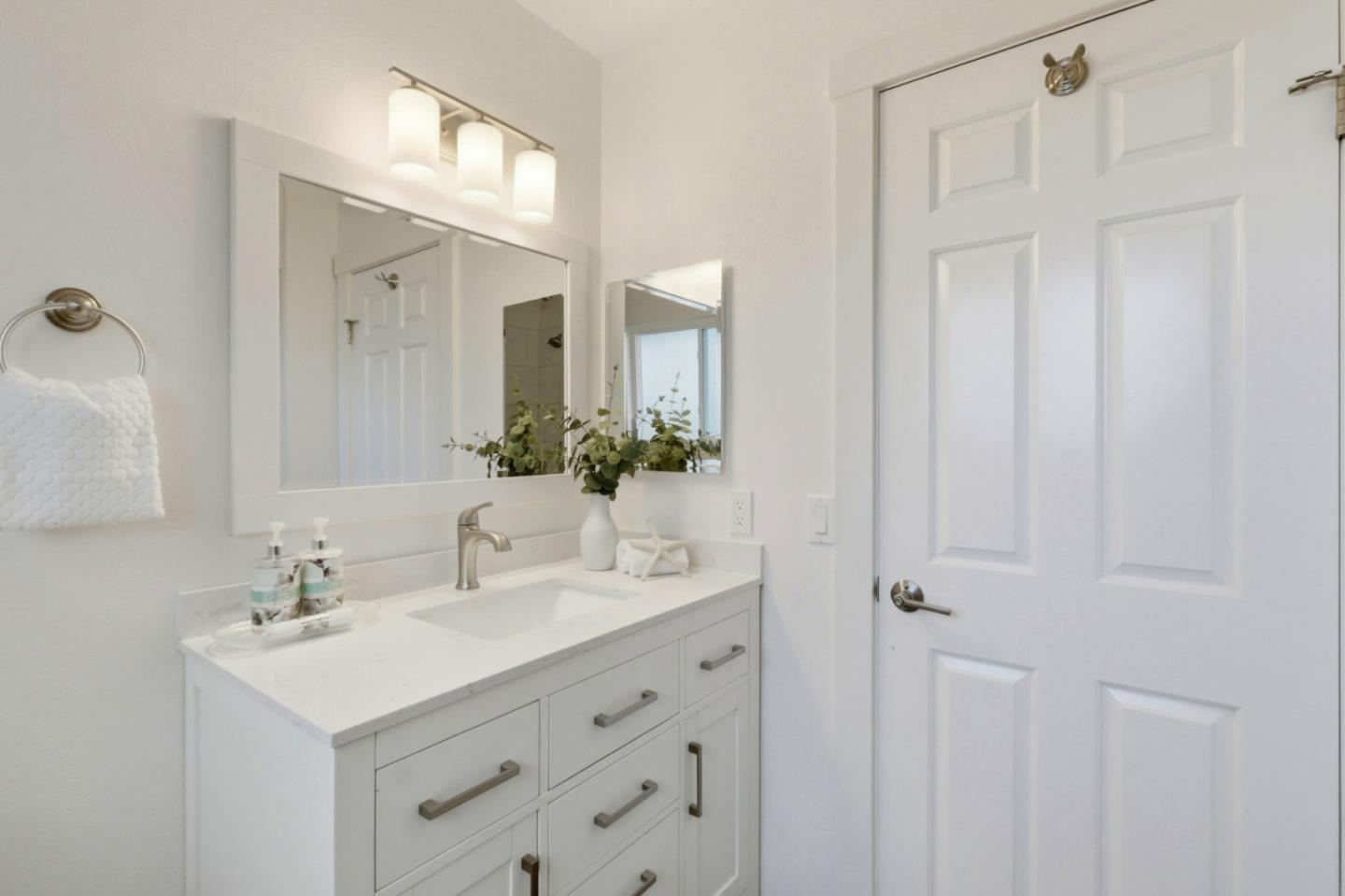 Detail Gallery Image 40 of 51 For 6605 Barnsdale Ct, San Jose,  CA 95120 - 4 Beds | 2/1 Baths