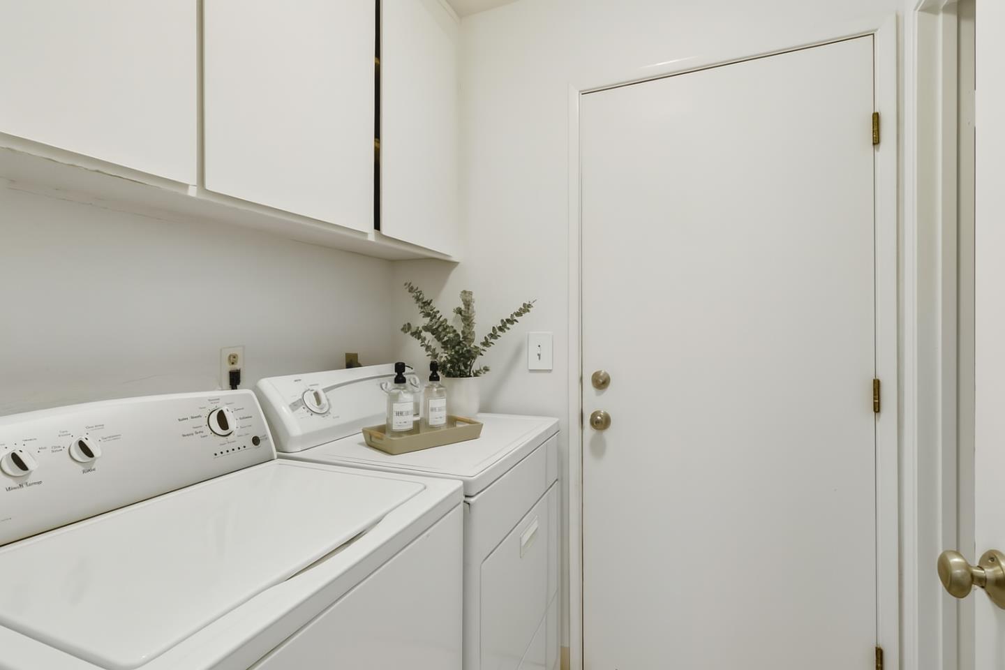 Detail Gallery Image 42 of 51 For 6605 Barnsdale Ct, San Jose,  CA 95120 - 4 Beds | 2/1 Baths