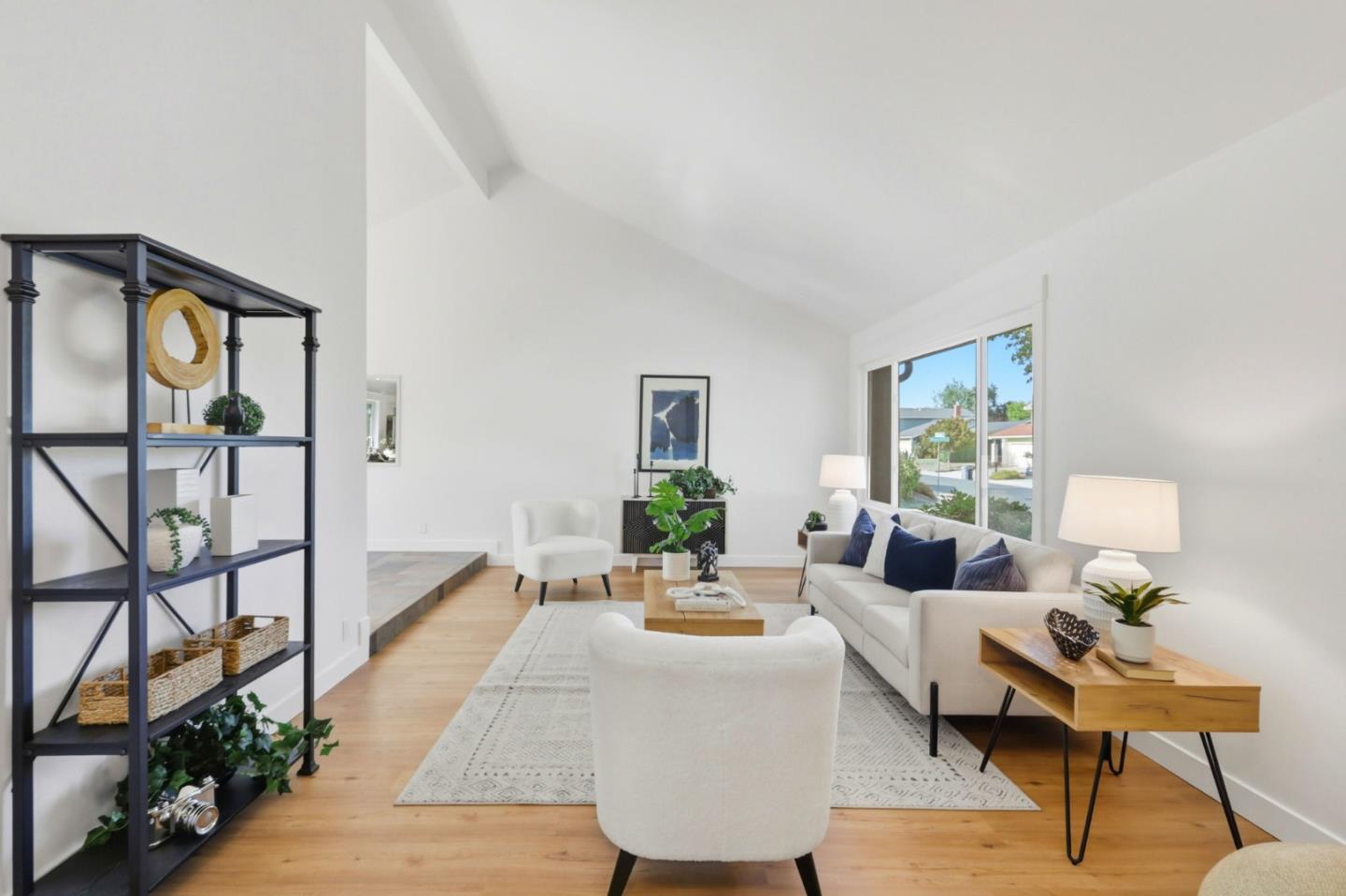 Detail Gallery Image 6 of 51 For 6605 Barnsdale Ct, San Jose,  CA 95120 - 4 Beds | 2/1 Baths