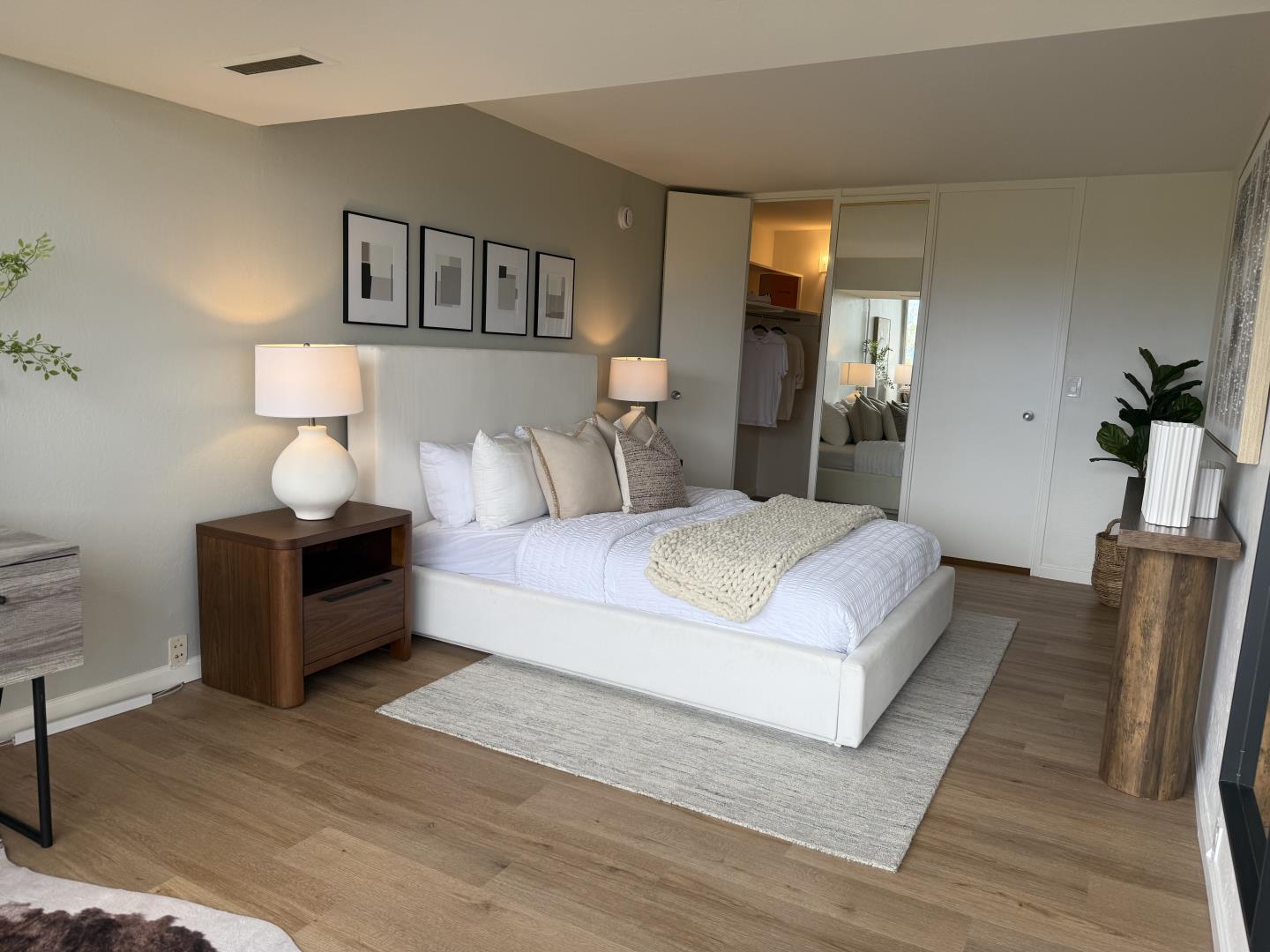 Detail Gallery Image 16 of 35 For 101 Alma St #1102,  Palo Alto,  CA 94301 - 1 Beds | 1 Baths