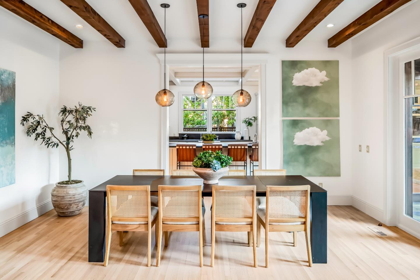 Detail Gallery Image 10 of 25 For 1224 Whitaker Way, Menlo Park,  CA 94025 - 6 Beds | 5 Baths