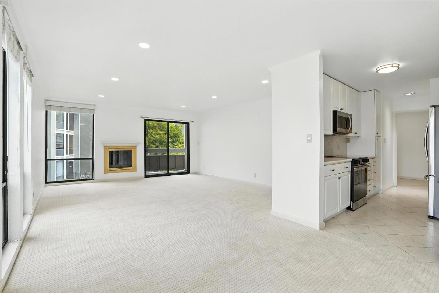 Detail Gallery Image 11 of 36 For 1171 Compass Ln #211,  Foster City,  CA 94404 - 2 Beds | 2 Baths