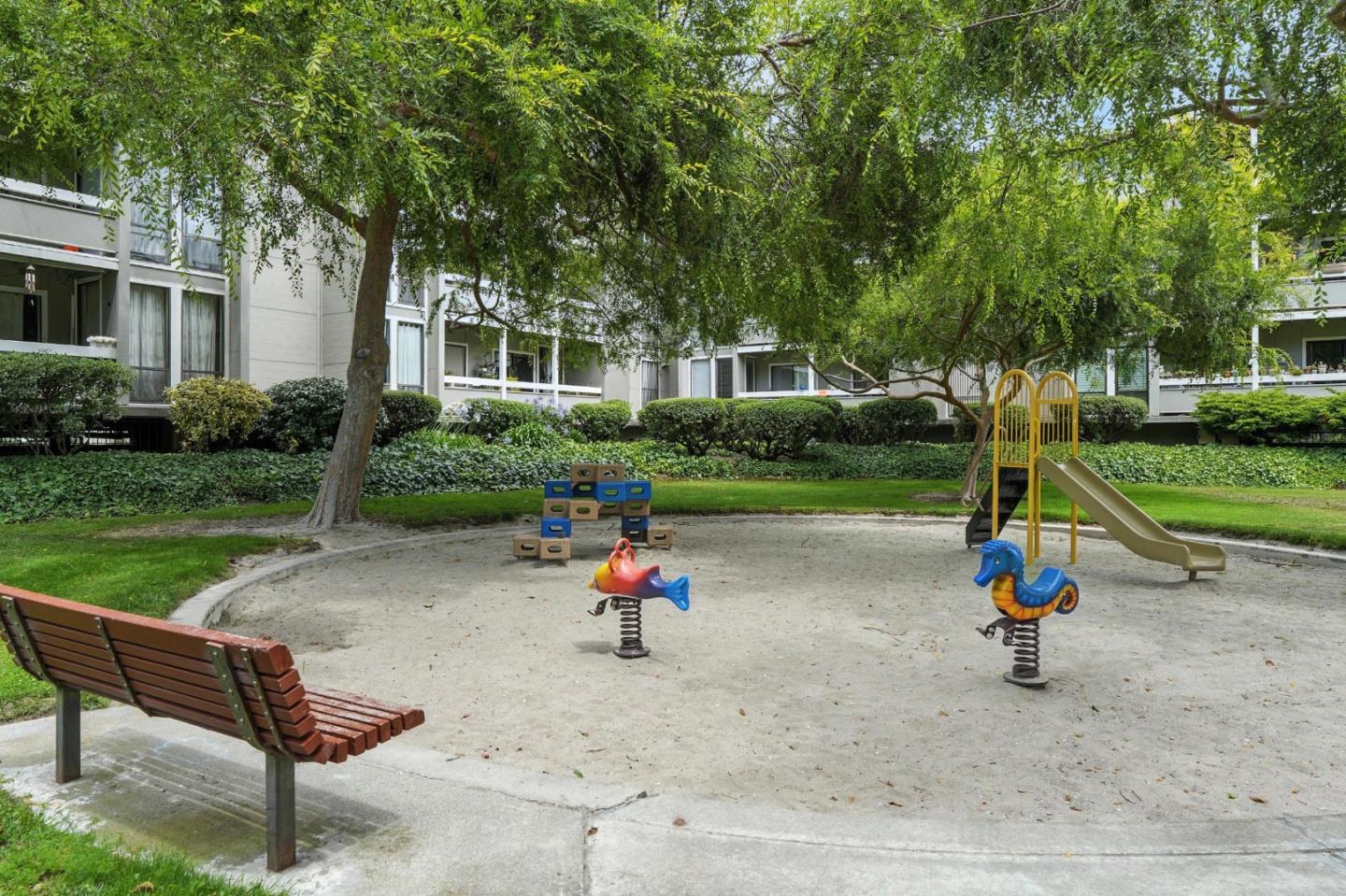 Detail Gallery Image 35 of 36 For 1171 Compass Ln #211,  Foster City,  CA 94404 - 2 Beds | 2 Baths