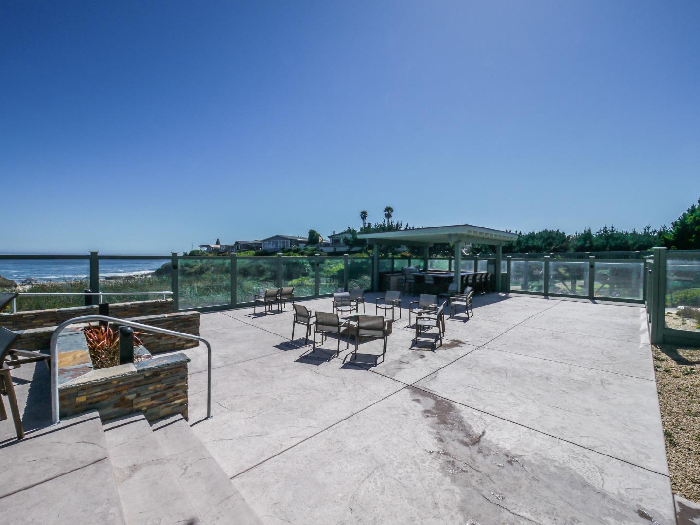 Detail Gallery Image 50 of 61 For 2395 Delaware Ave #92,  Santa Cruz,  CA 95060 - 2 Beds | 2 Baths