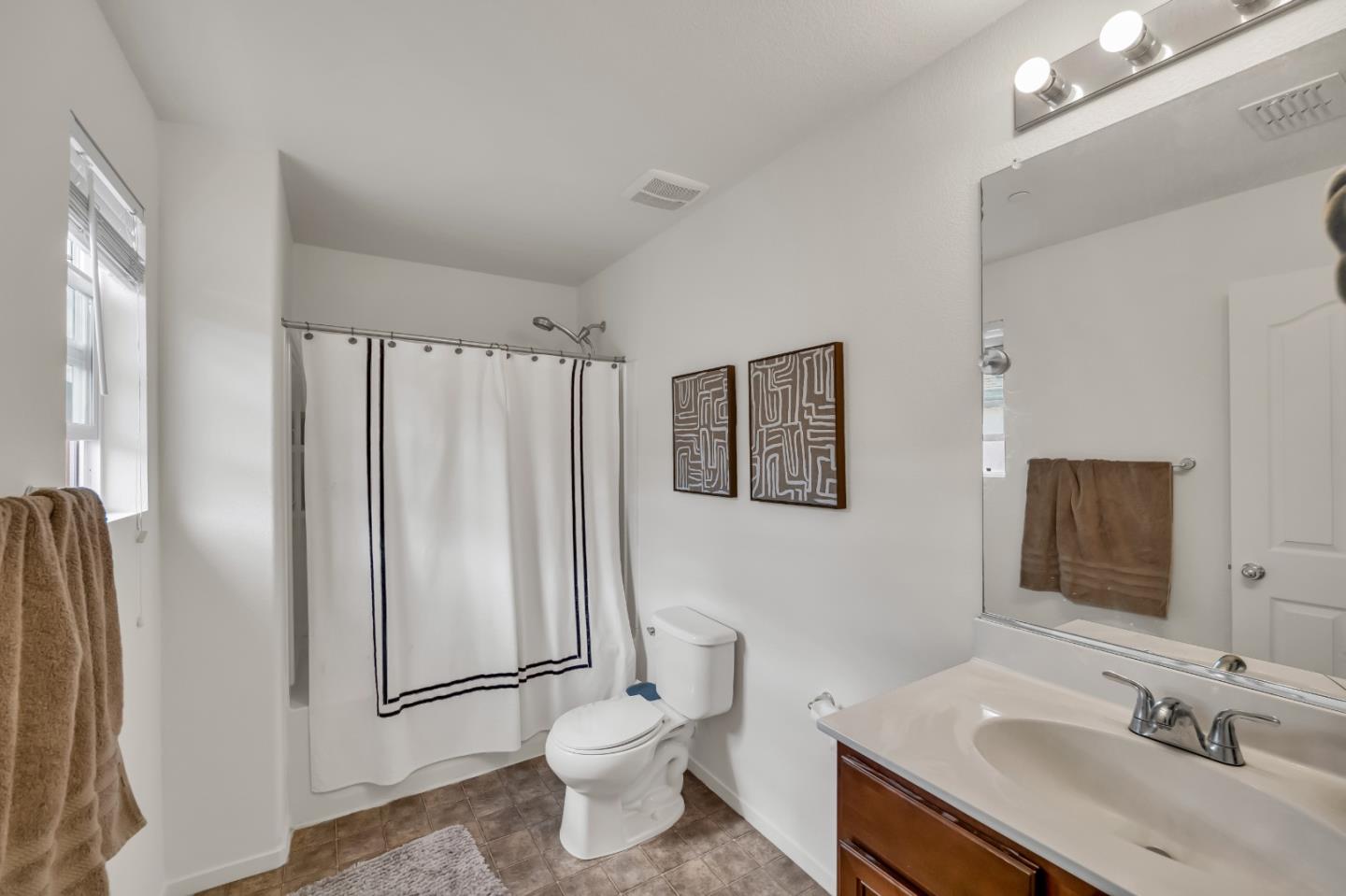 Detail Gallery Image 15 of 31 For 8902 Cobble Crest Dr, Sacramento,  CA 95829 - 4 Beds | 2/1 Baths