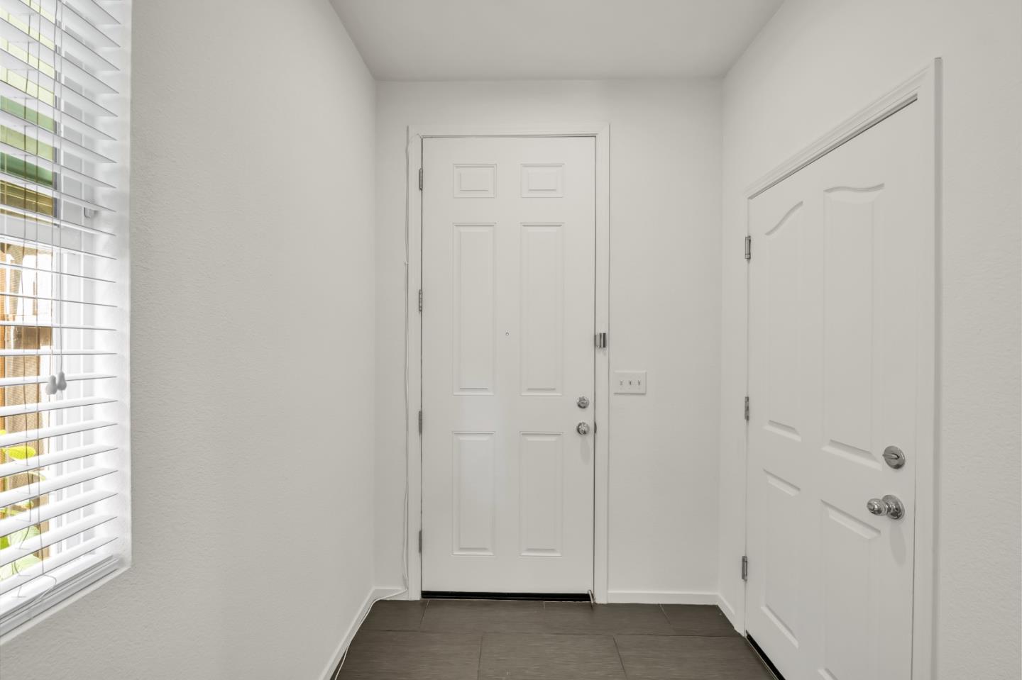 Detail Gallery Image 24 of 31 For 8902 Cobble Crest Dr, Sacramento,  CA 95829 - 4 Beds | 2/1 Baths