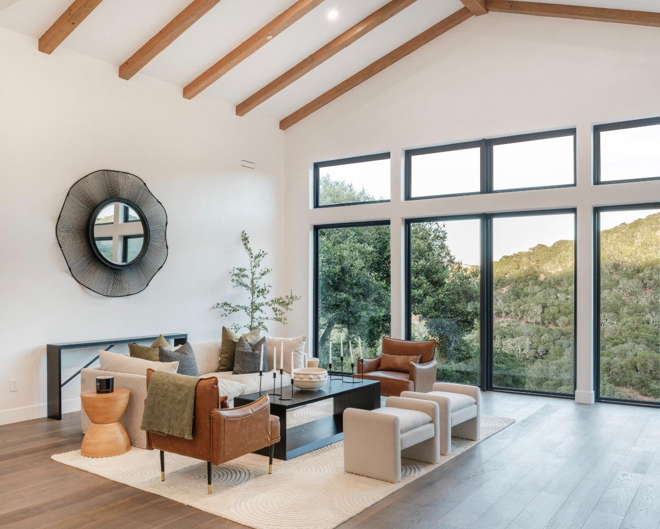 Detail Gallery Image 11 of 43 For 8380 Monterra Views, Monterey,  CA 93940 - 4 Beds | 5/1 Baths