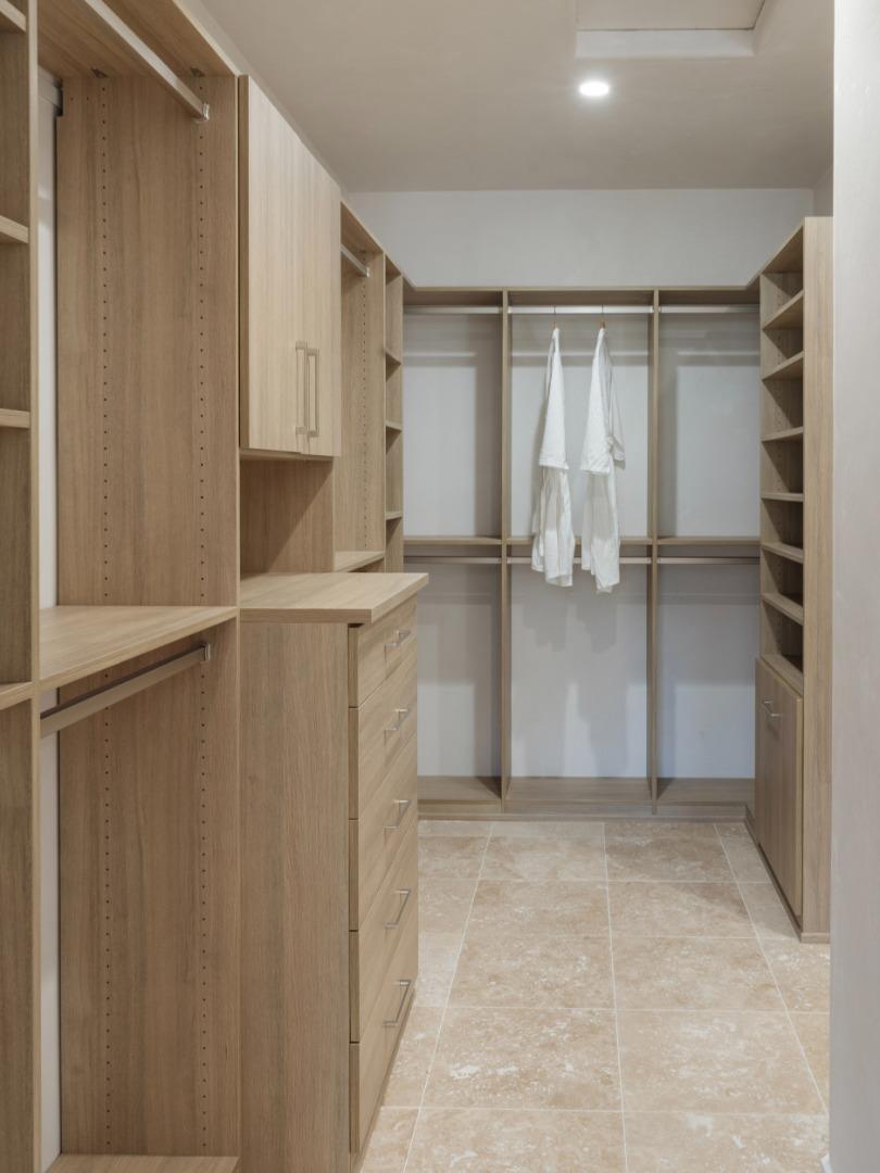 Detail Gallery Image 18 of 43 For 8380 Monterra Views, Monterey,  CA 93940 - 4 Beds | 5/1 Baths